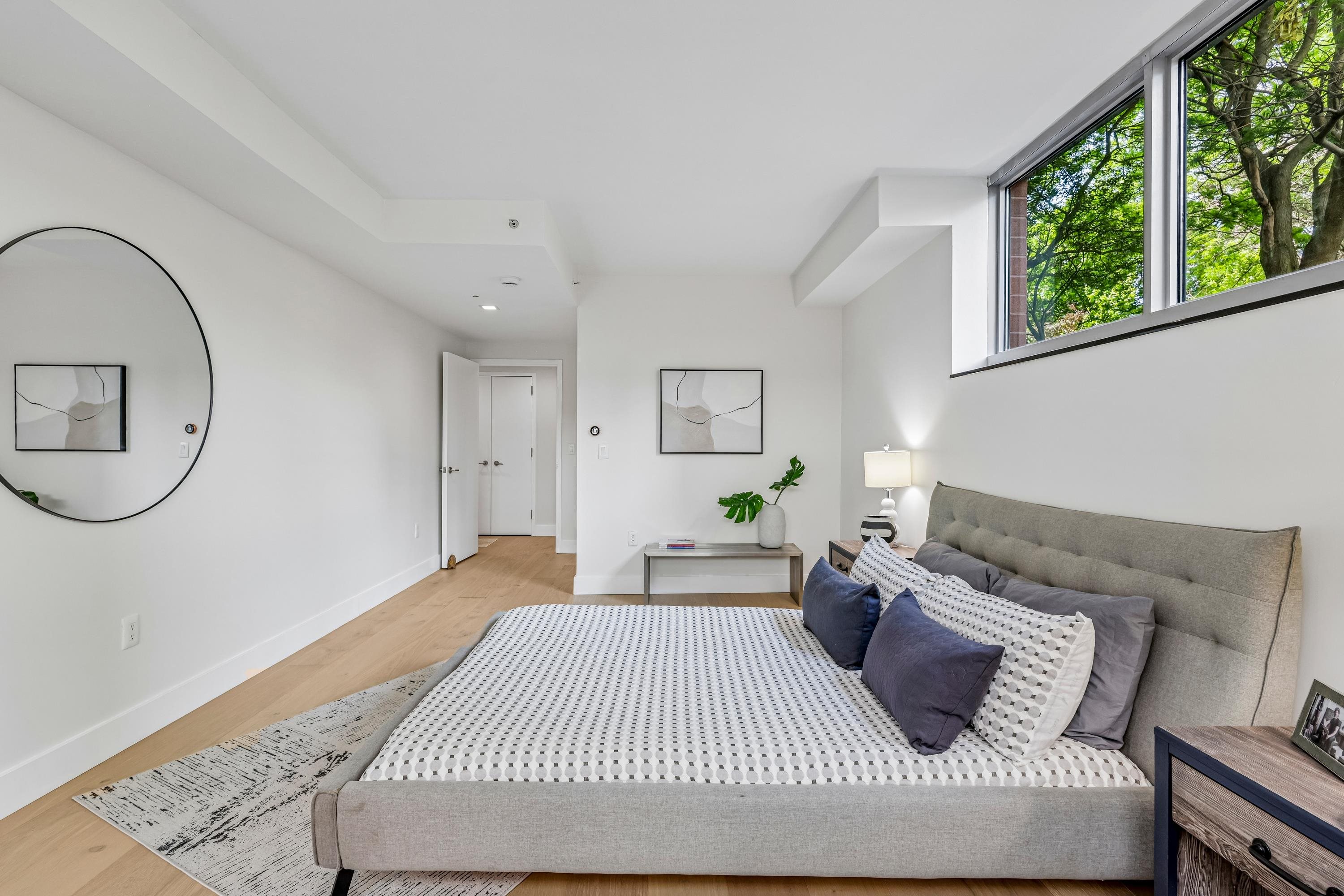 25 HUDSON ST Unit: 111