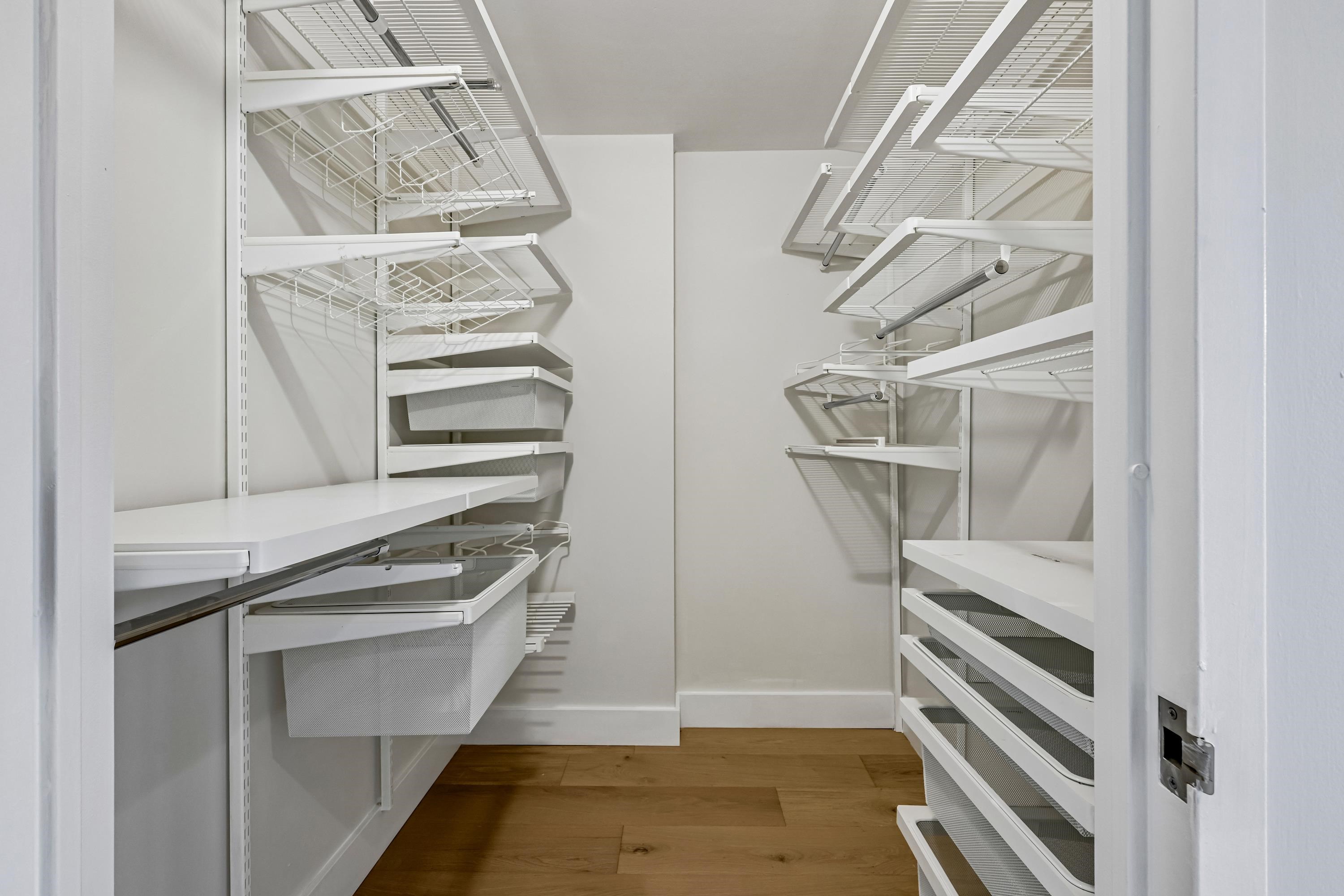 25 HUDSON ST Unit: 111