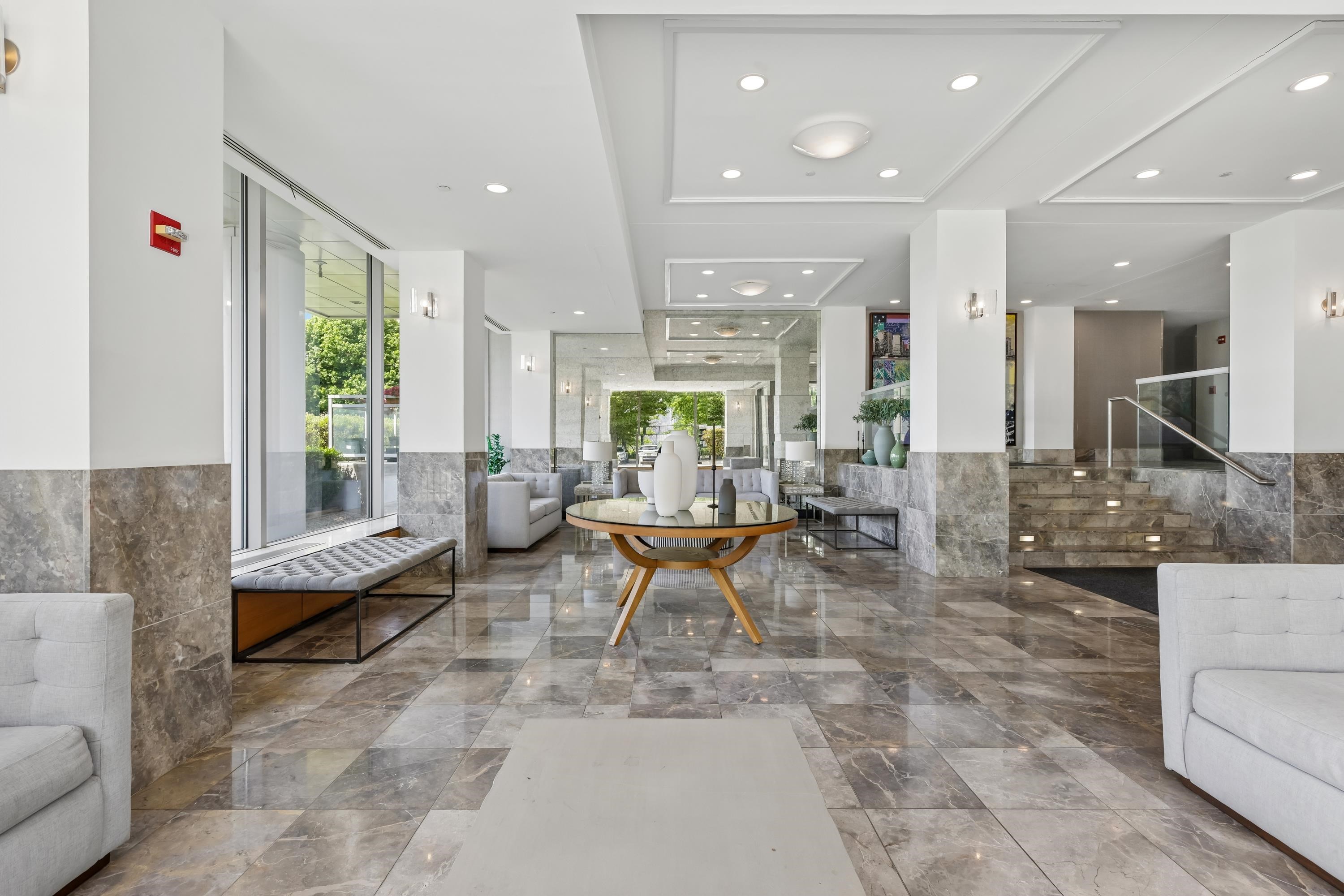 25 HUDSON ST Unit: 111
