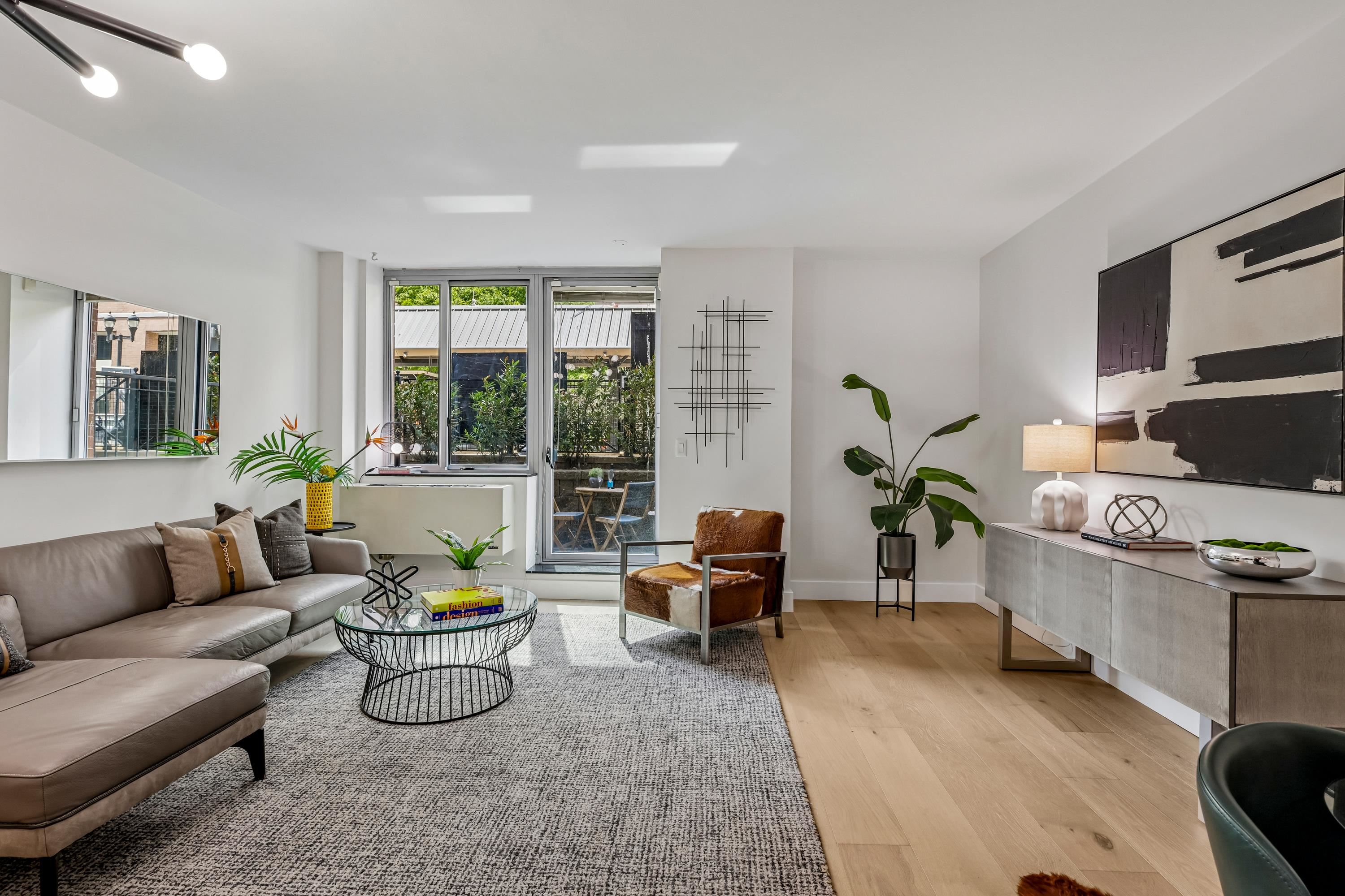 25 HUDSON ST Unit: 111
