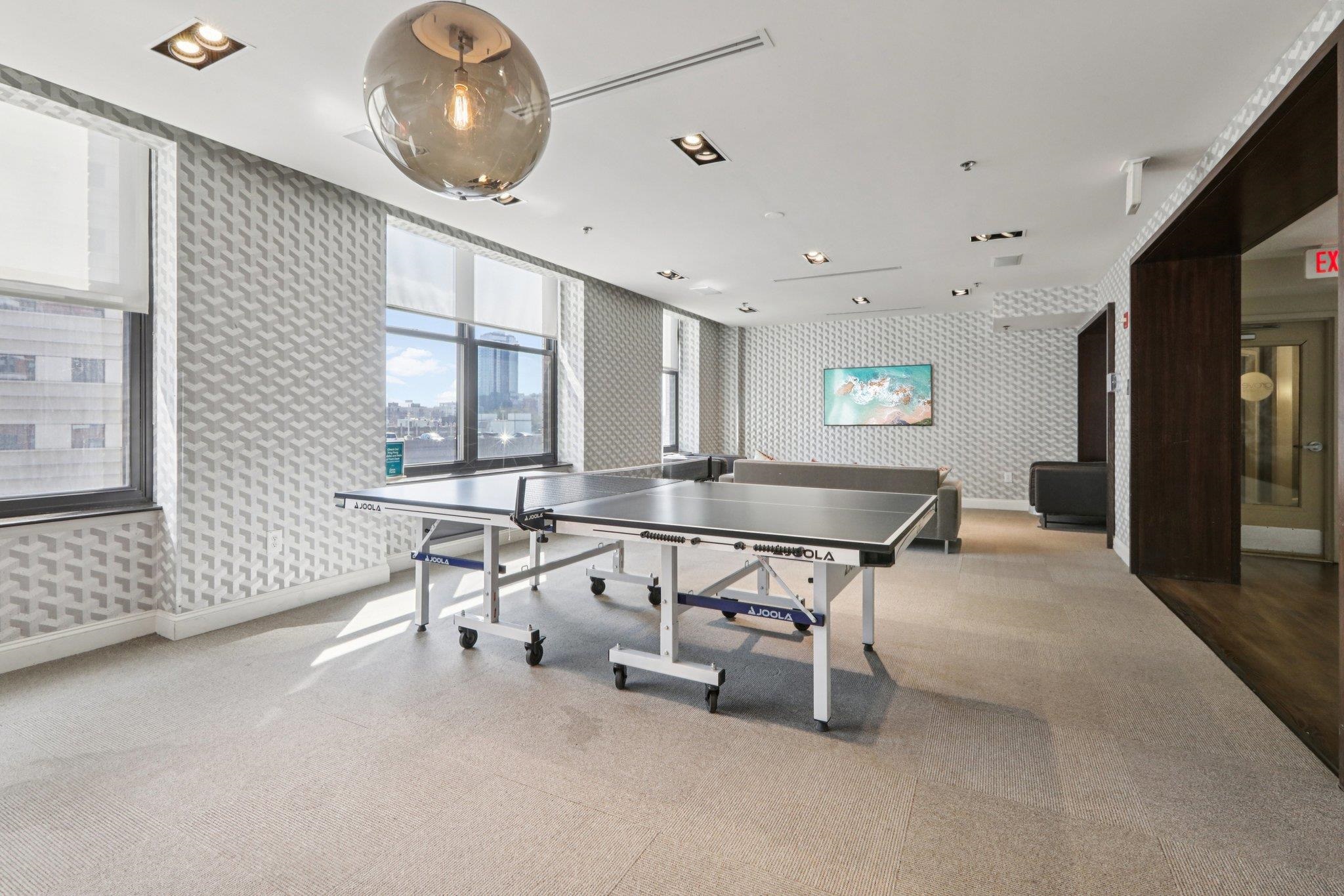 102 CHRISTOPHER COLUMBUS DR Unit: 701