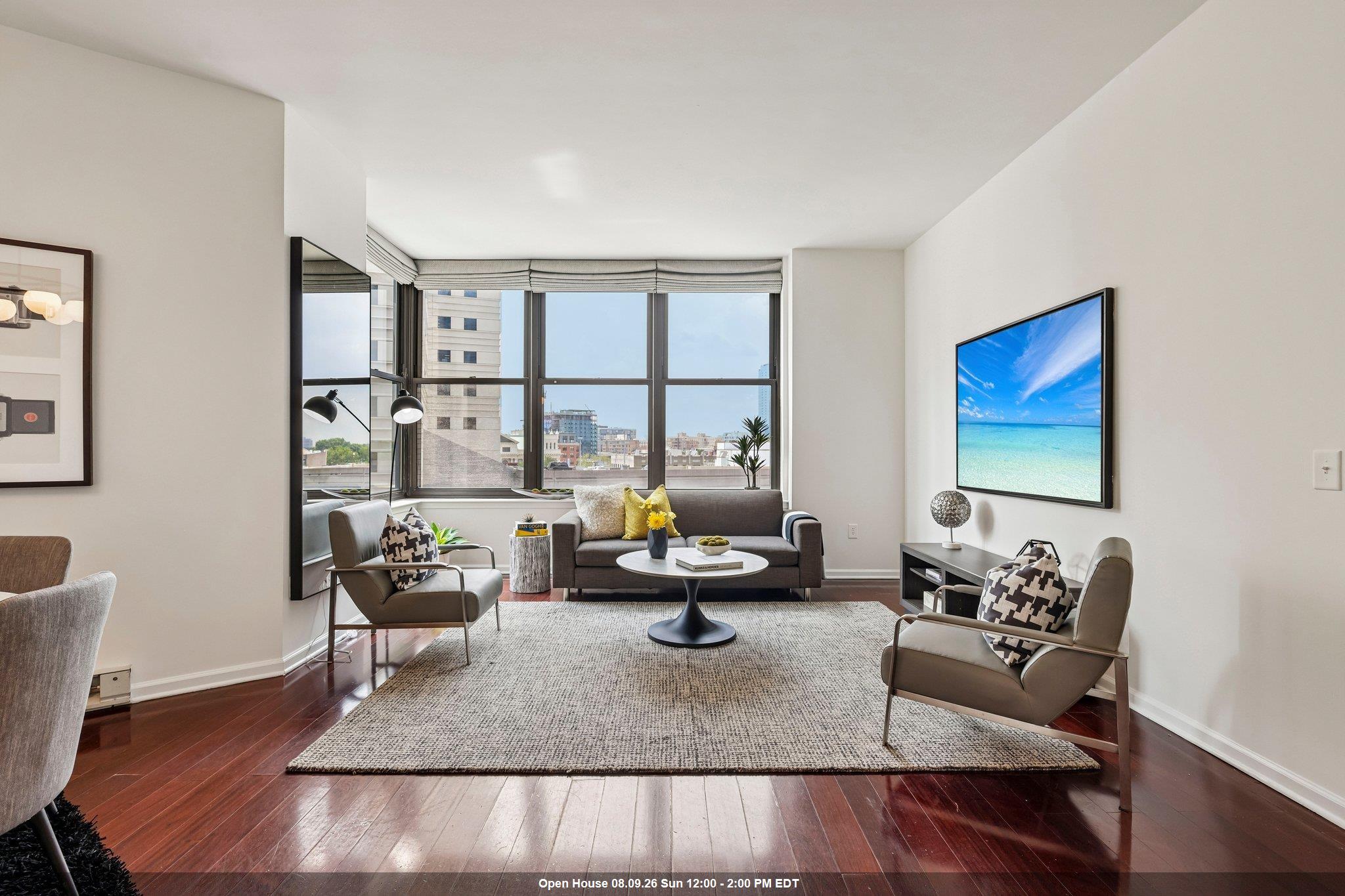 102 CHRISTOPHER COLUMBUS DR Unit: 701