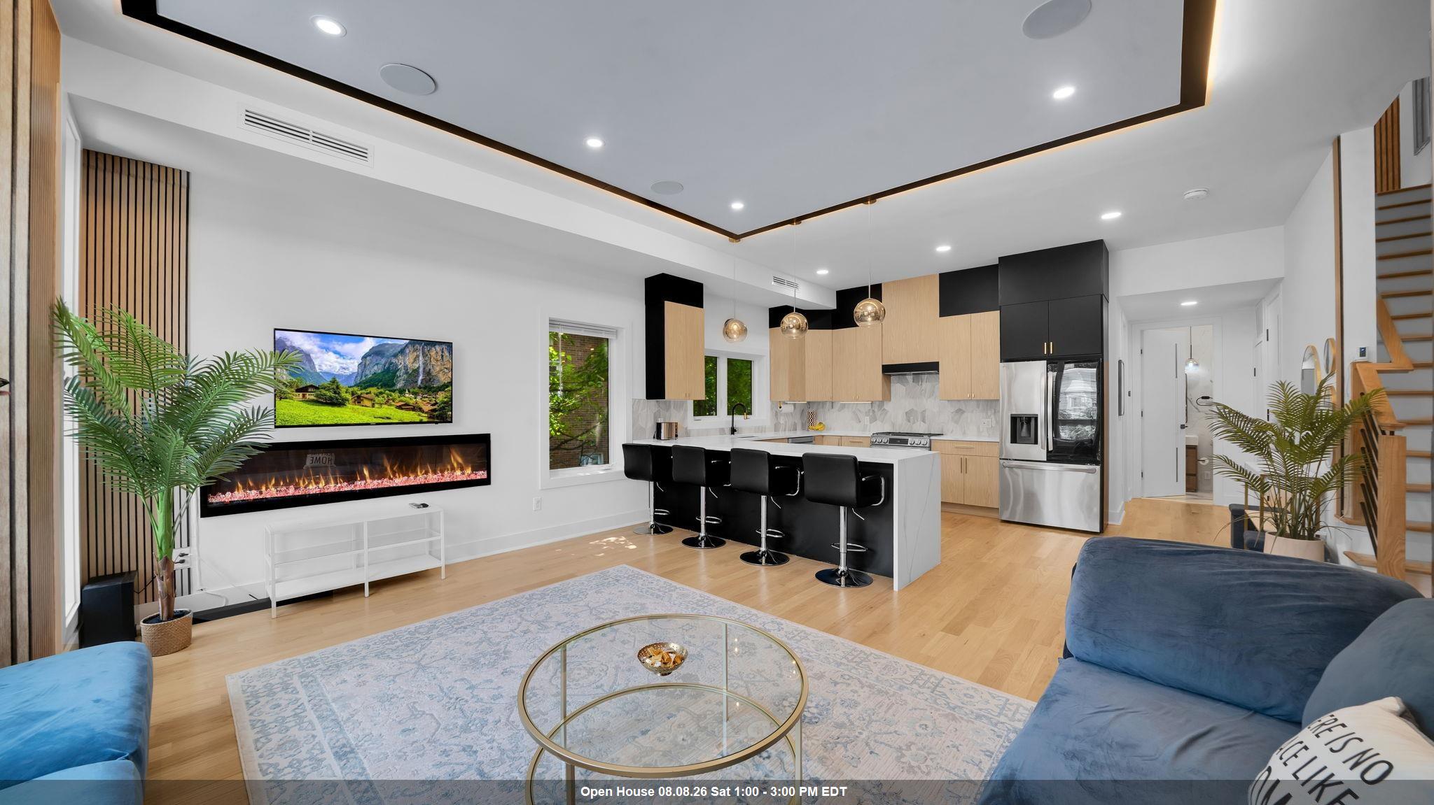 21 HIGHLAND AVE Unit: 1