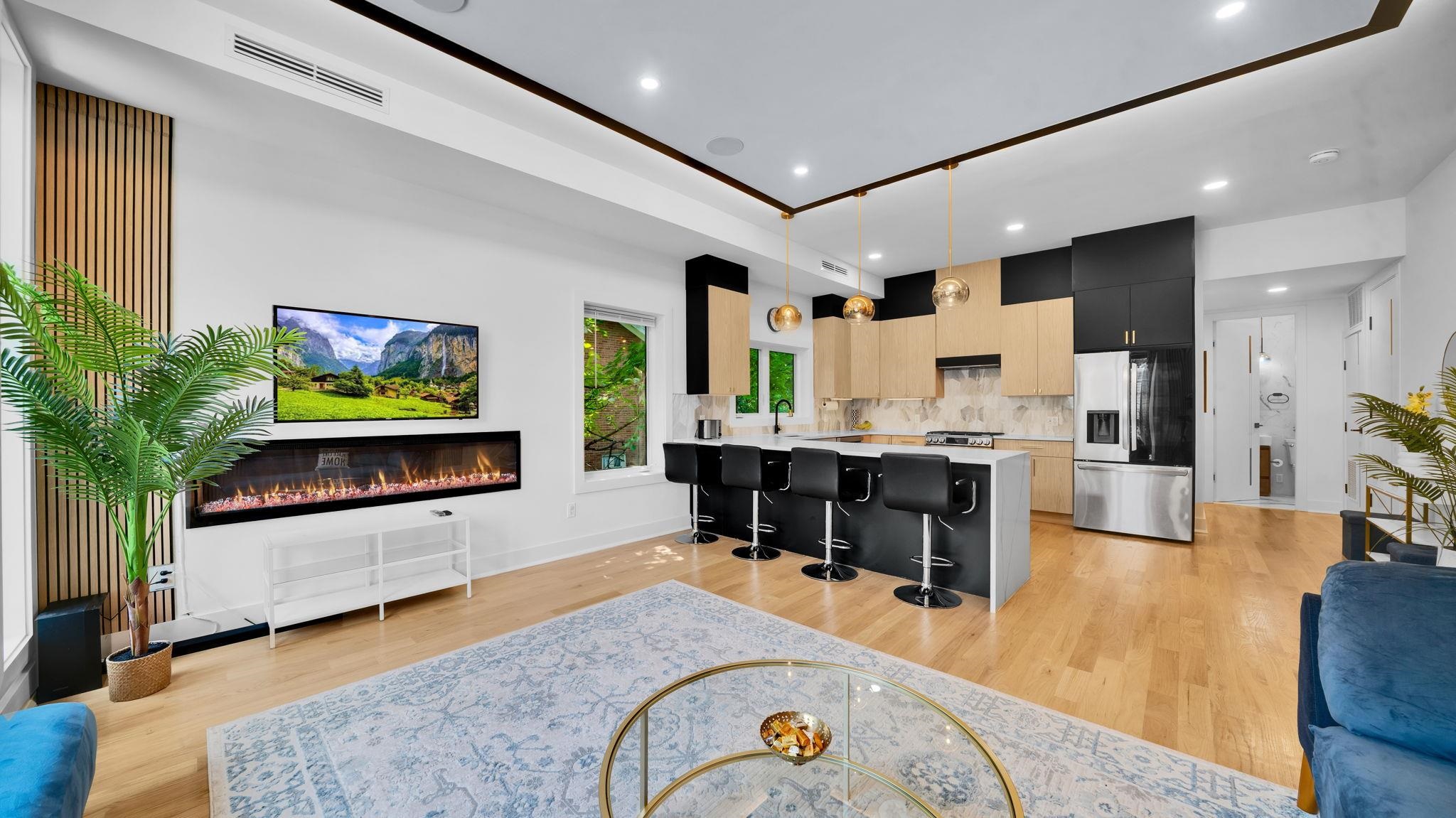 21 HIGHLAND AVE Unit: 1
