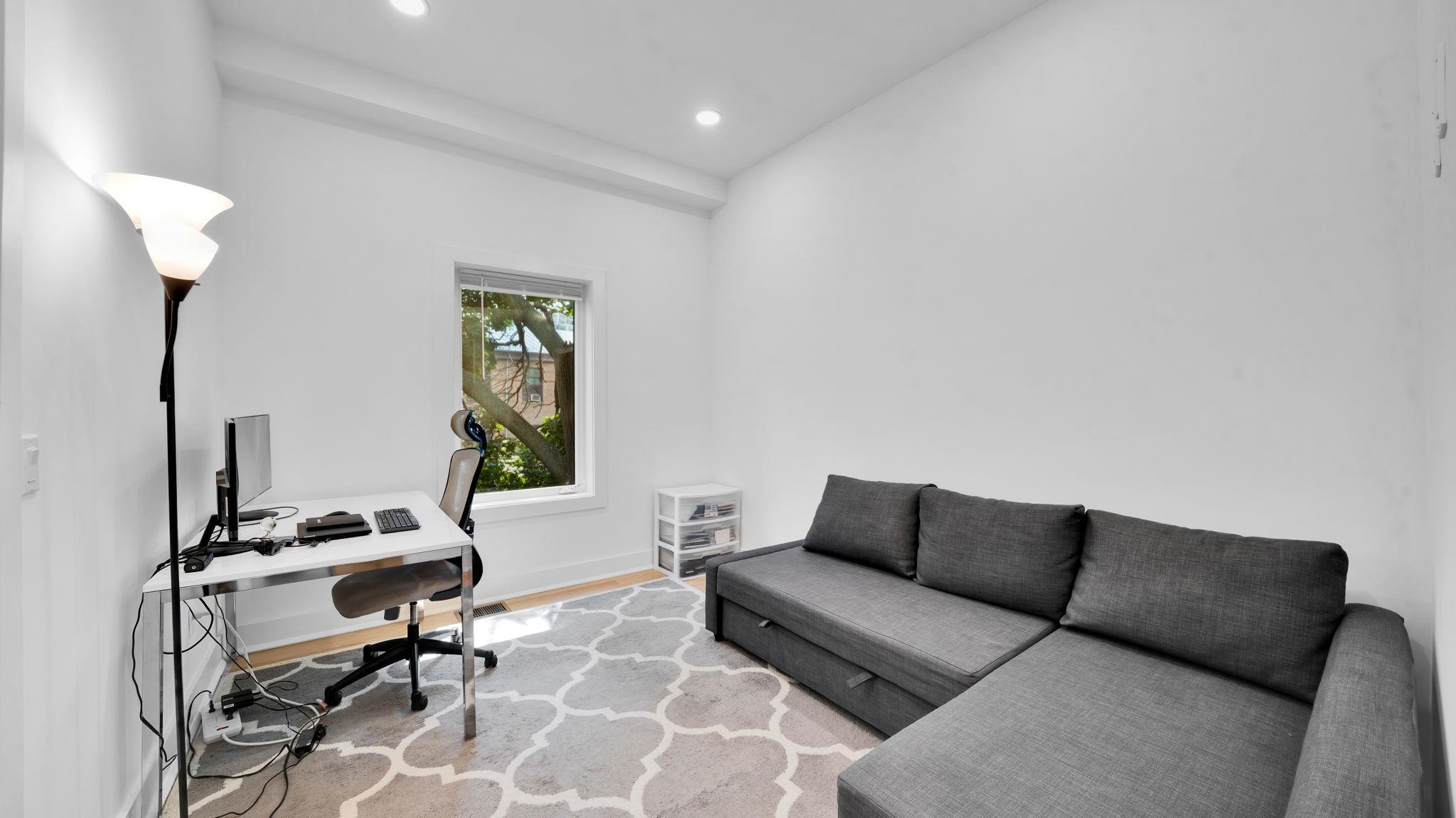 21 HIGHLAND AVE Unit: 1