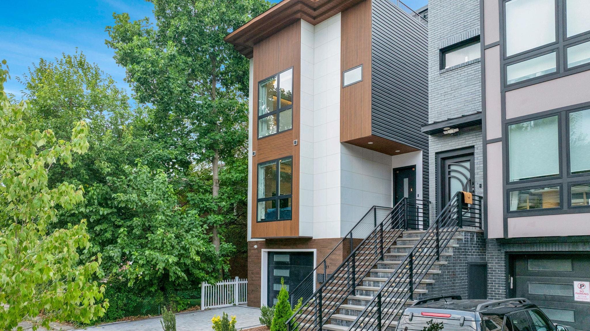 21 HIGHLAND AVE Unit: 1