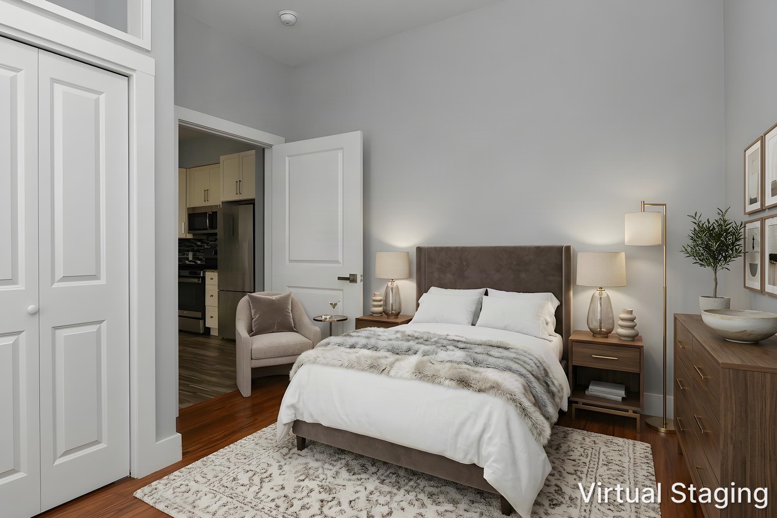 424 WHITON ST Unit: 206