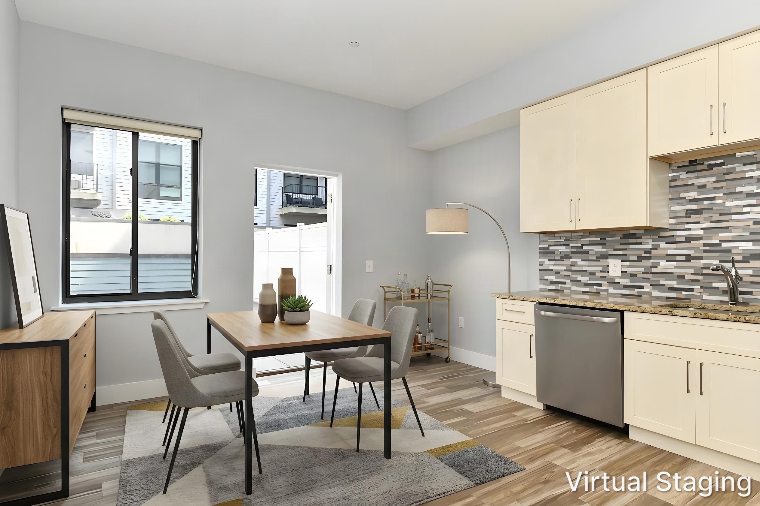 424 WHITON ST Unit: 206