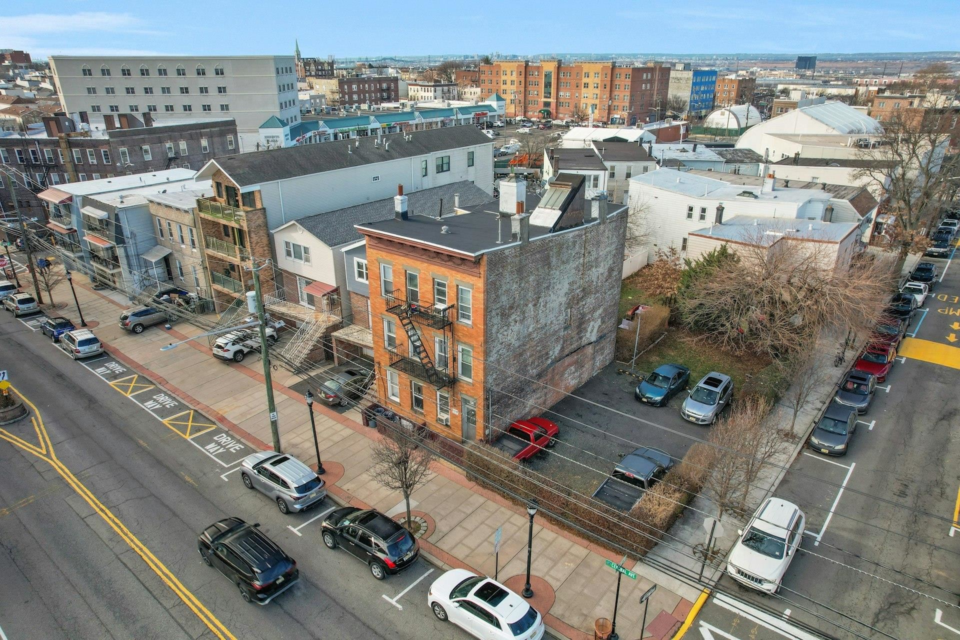 513 CENTRAL AVE