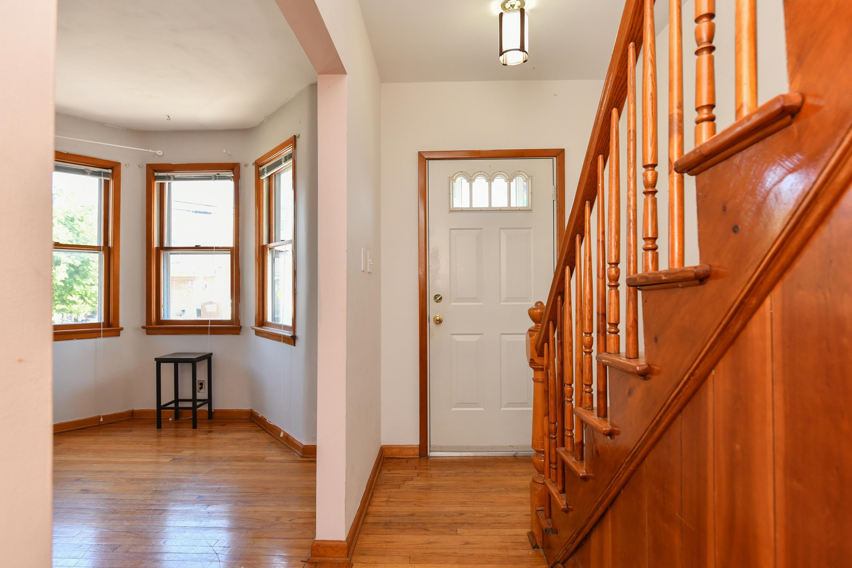 241 MAPLE ST