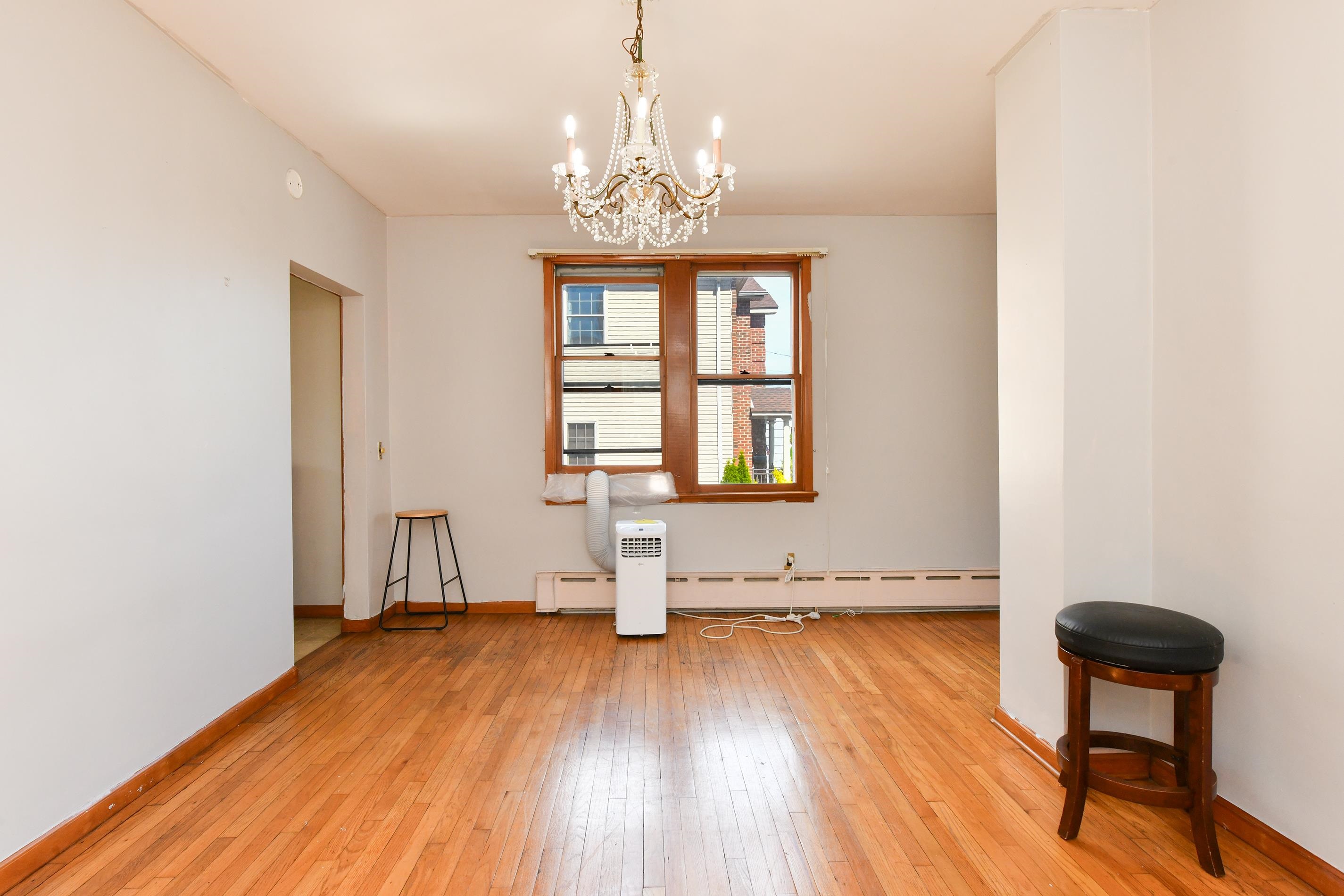 241 MAPLE ST