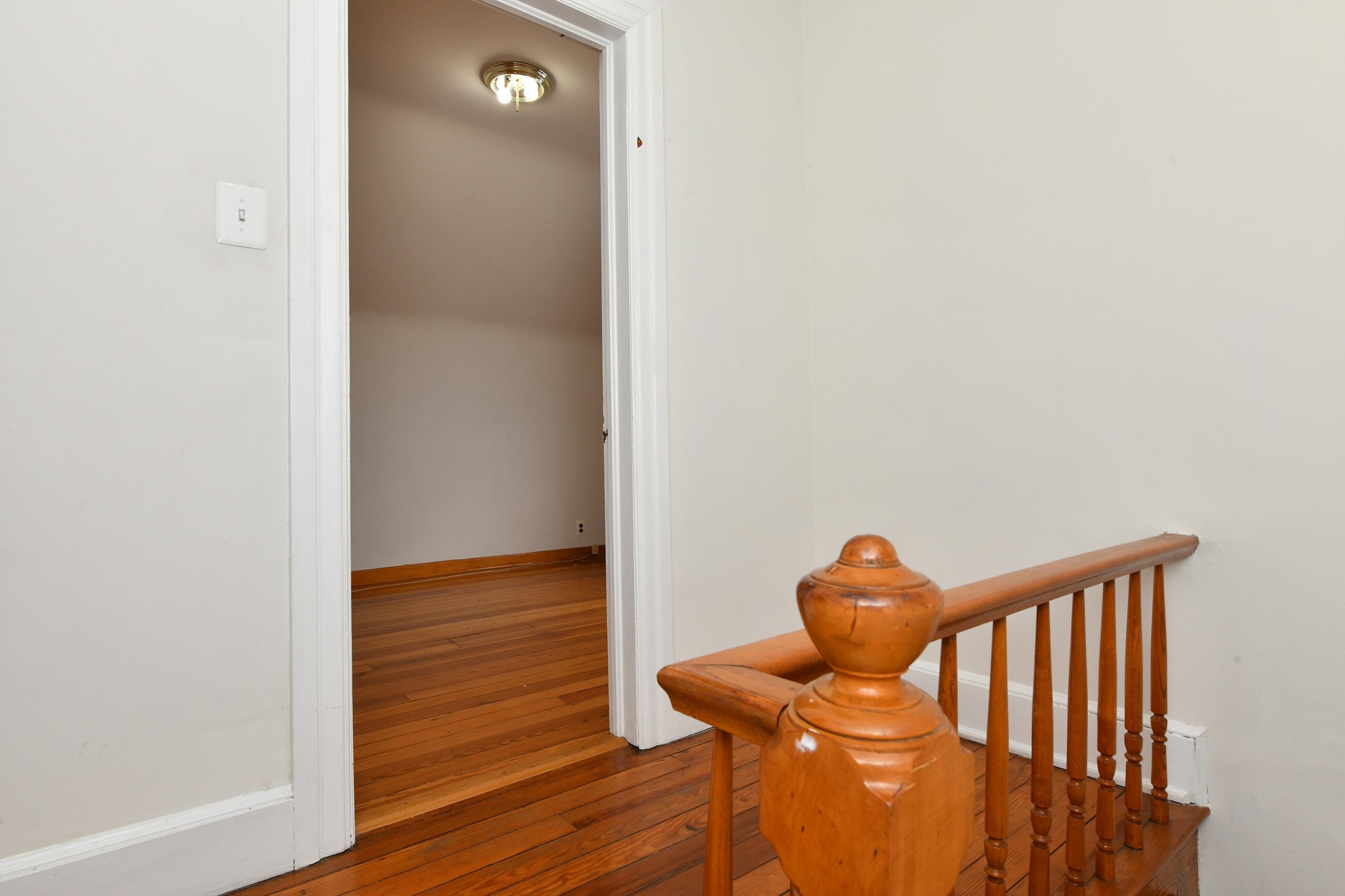 241 MAPLE ST