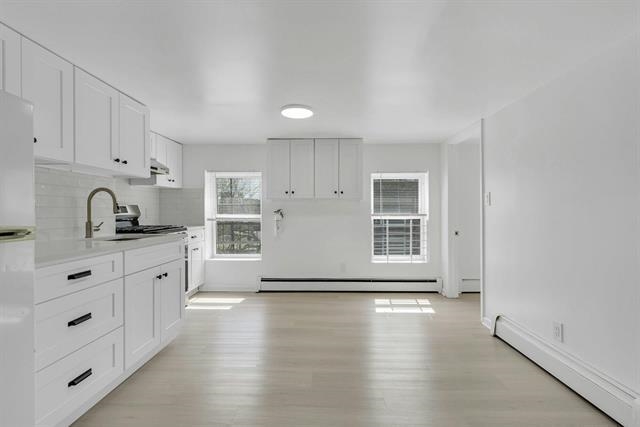65 ST PAULS AVE Unit: 3