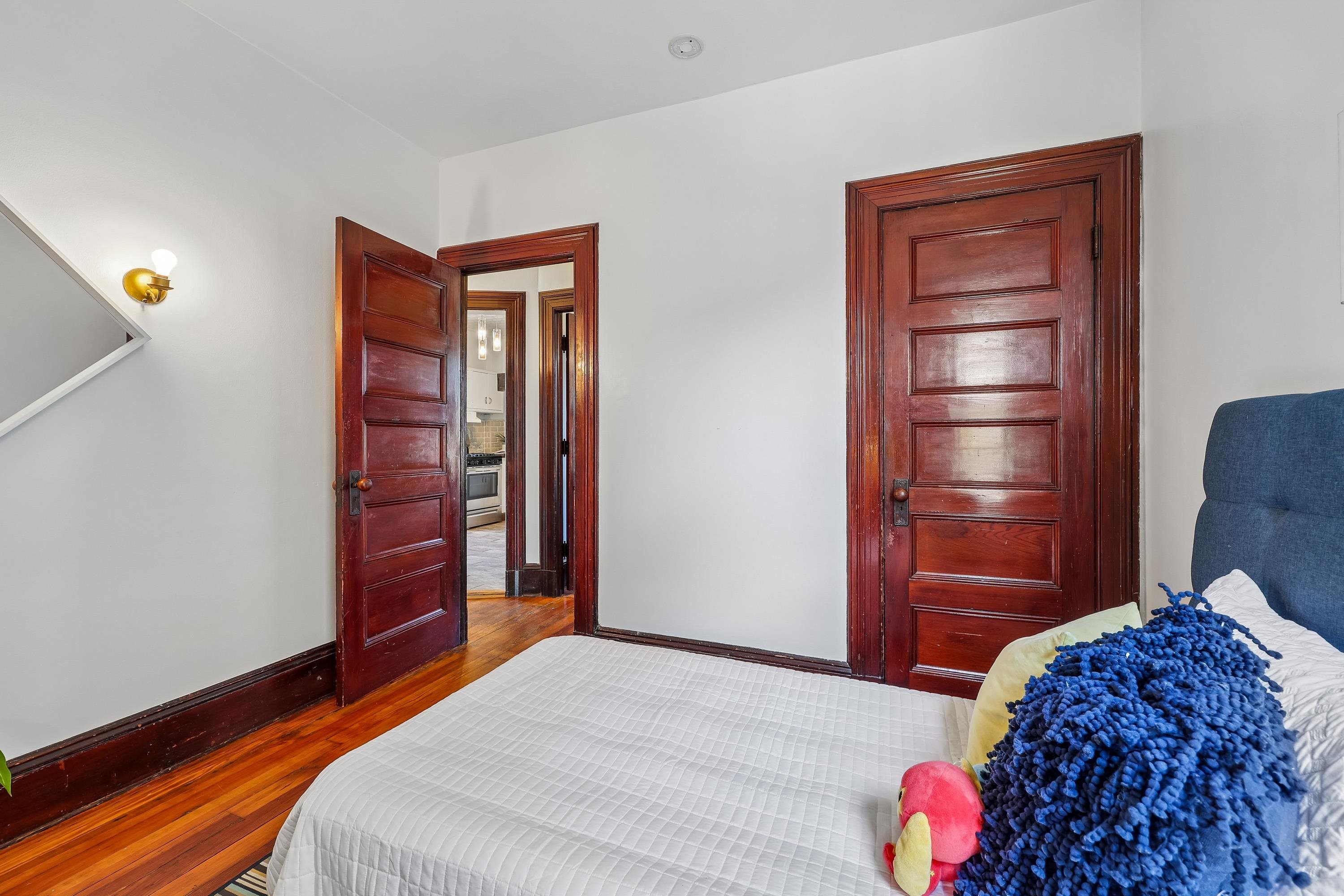 140 CLINTON AVE
