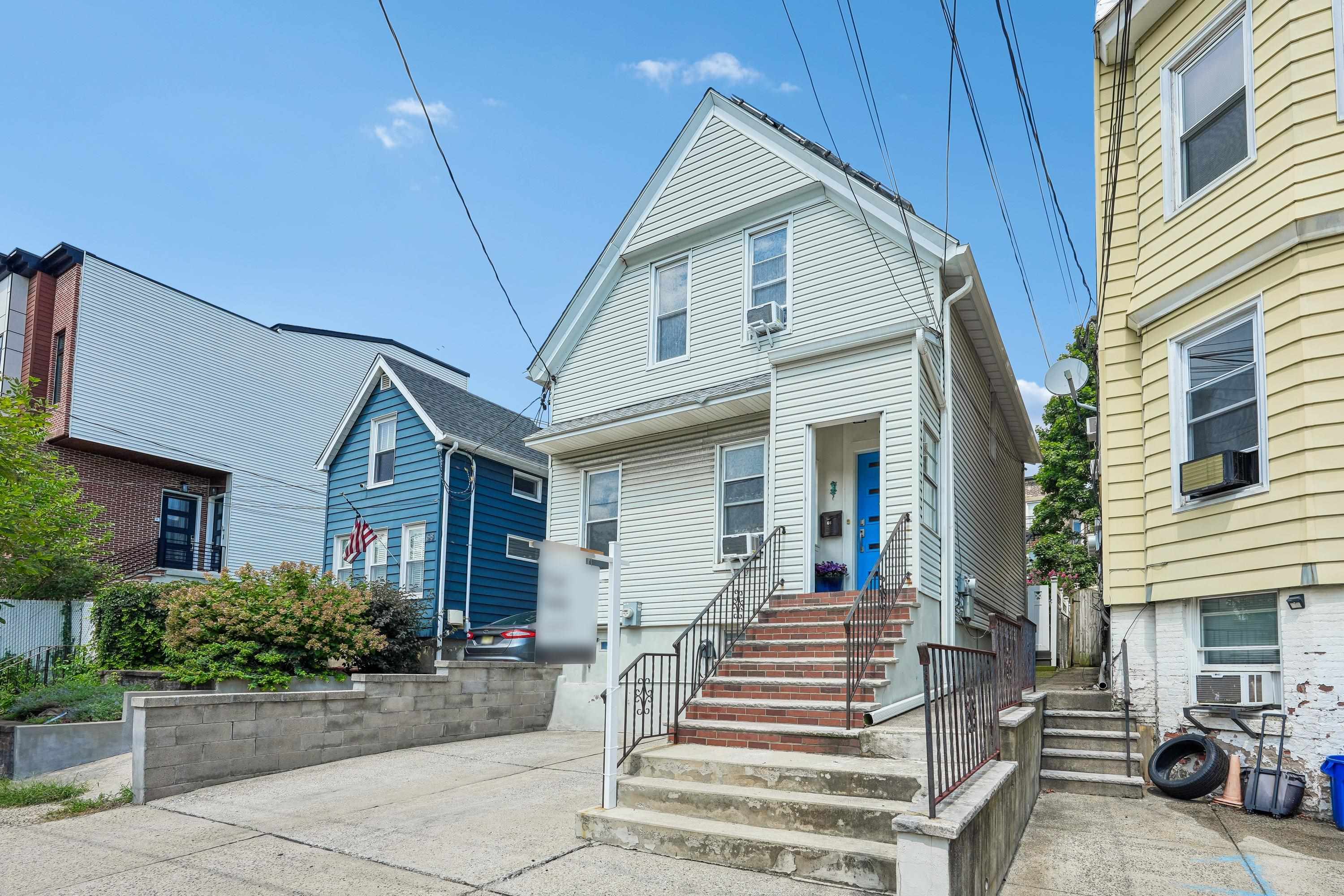 66 LAKE ST