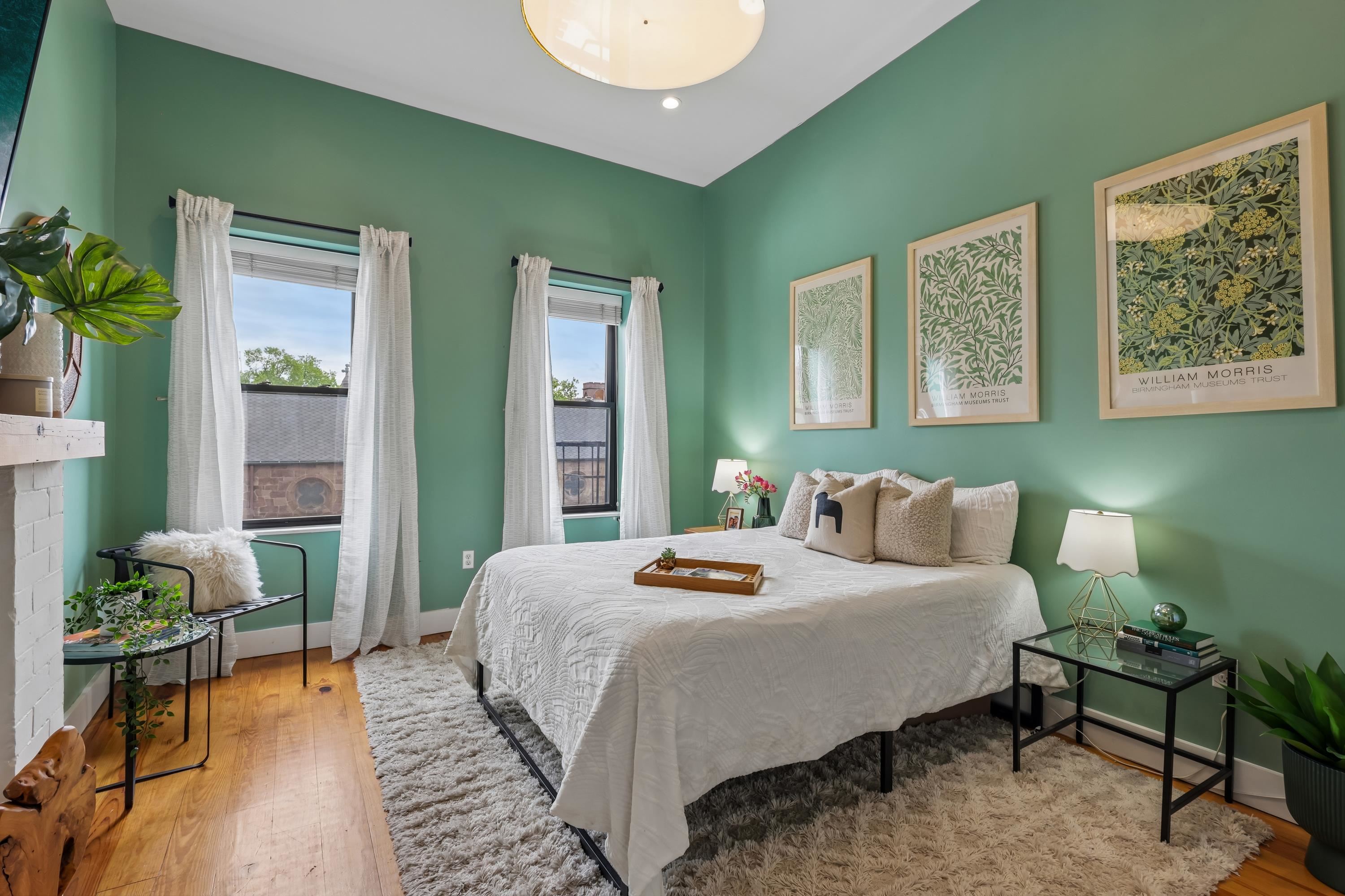 229 3RD ST Unit: 4L