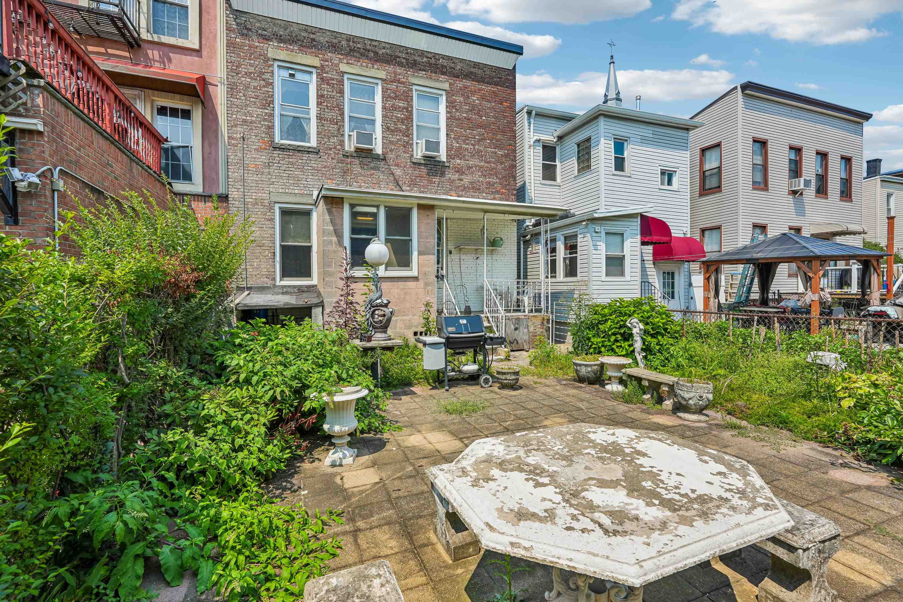1304 CENTRAL AVE