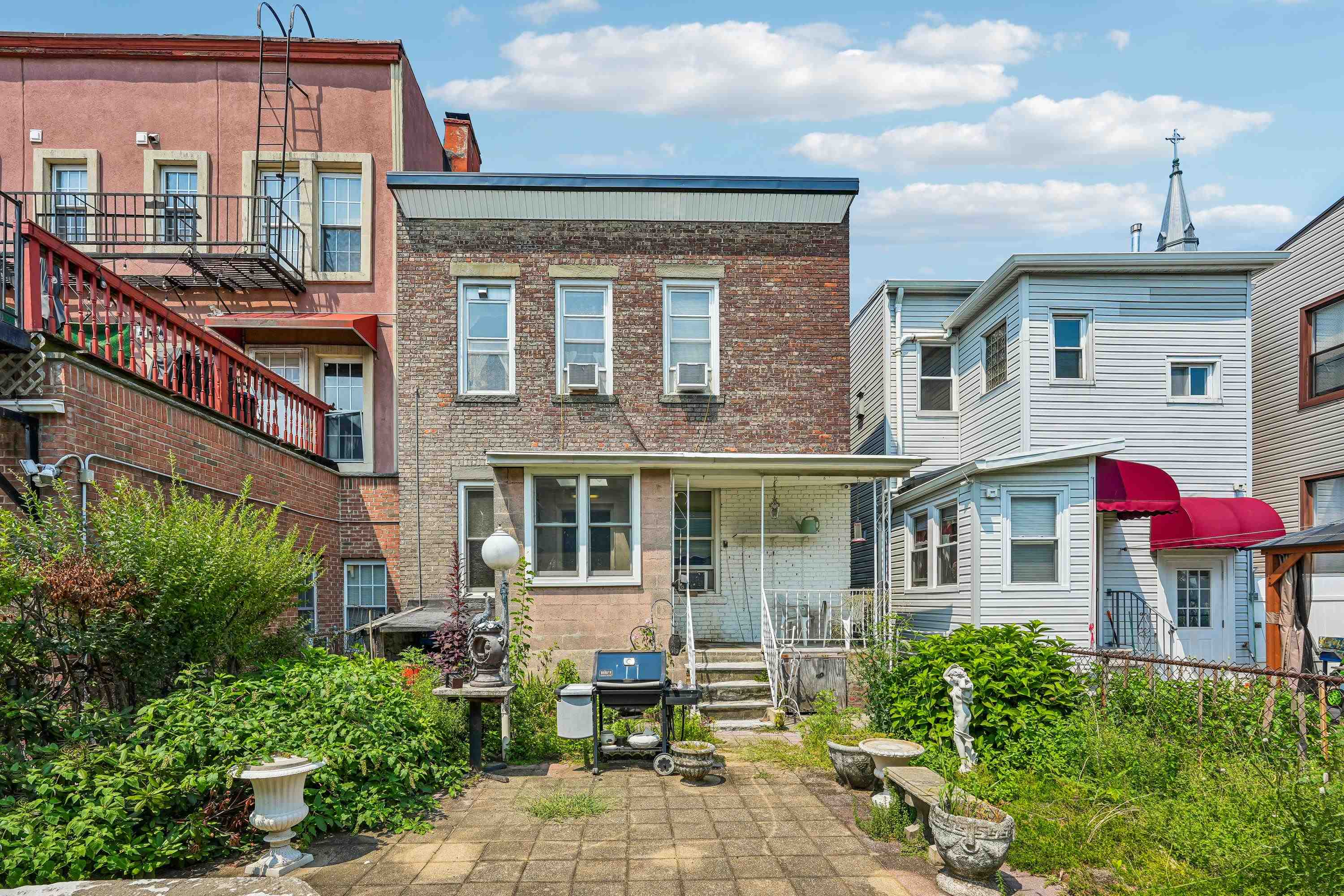 1304 CENTRAL AVE