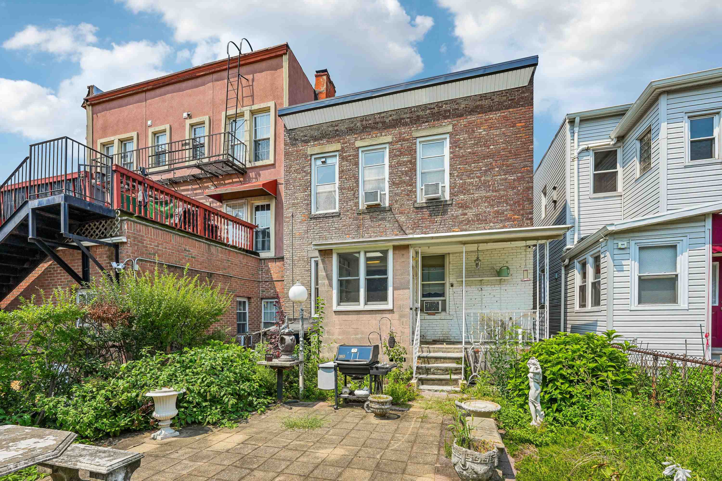 1304 CENTRAL AVE