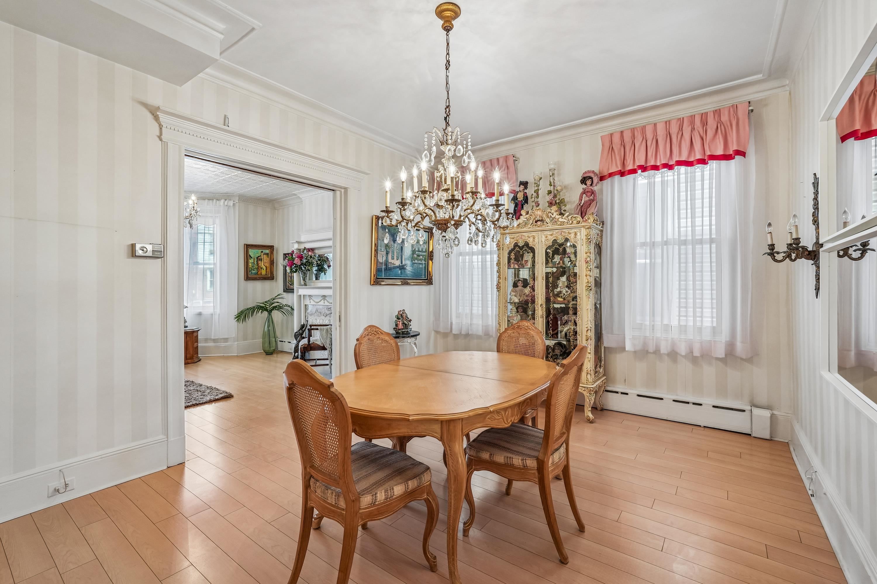1304 CENTRAL AVE