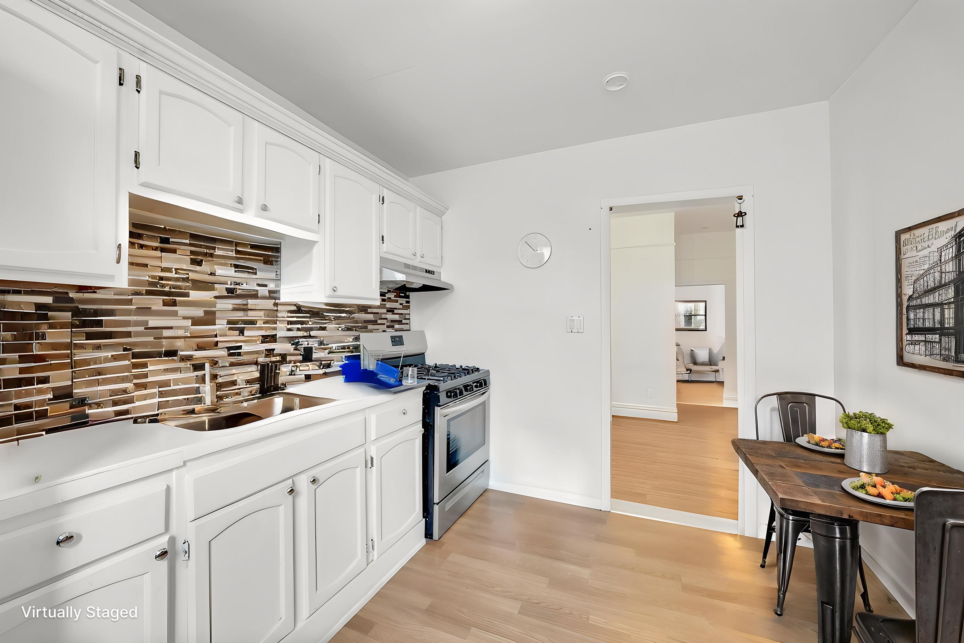 3511-3513 PARK AVE