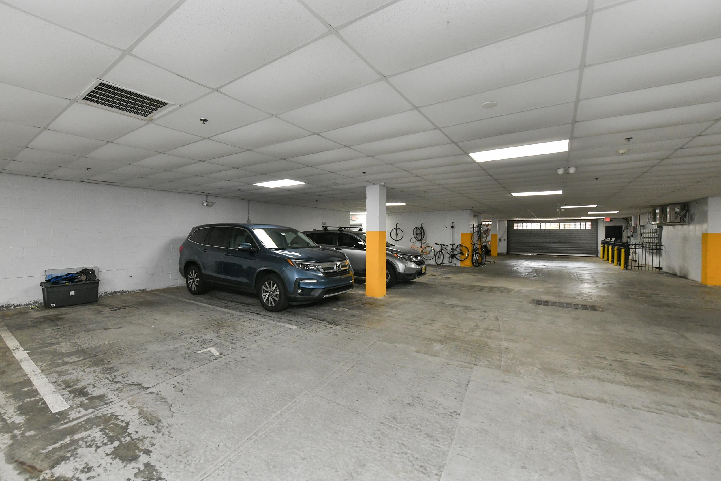 424 WHITON ST Unit: 301