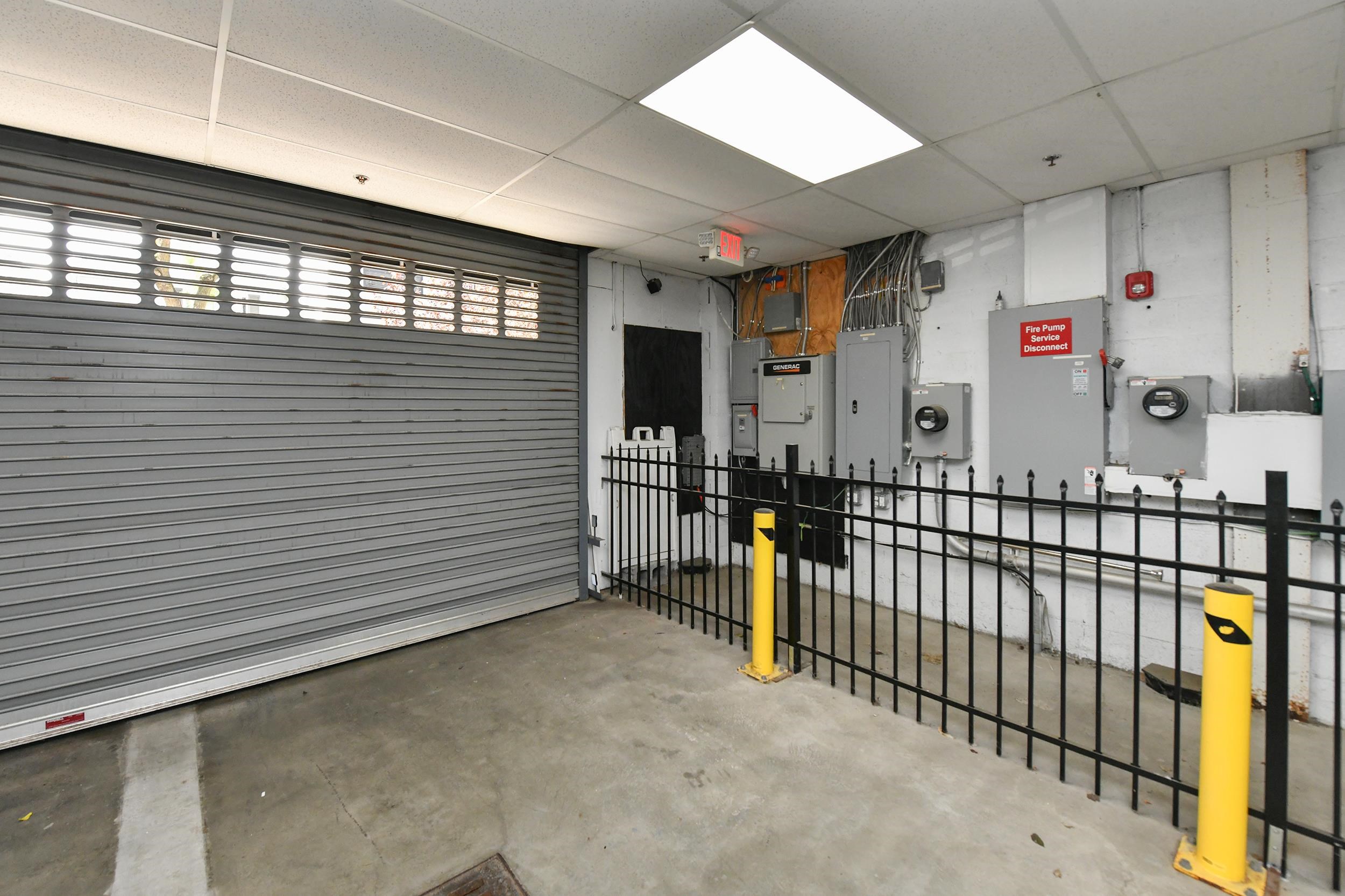 424 WHITON ST Unit: 301