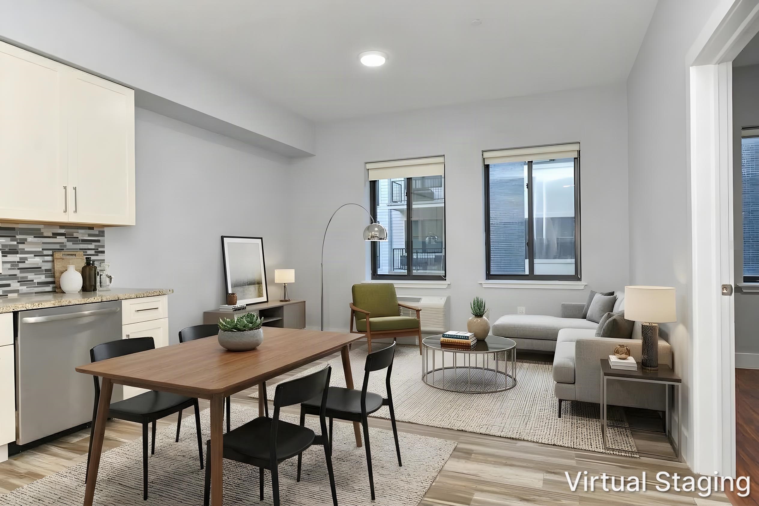 424 WHITON ST Unit: 304