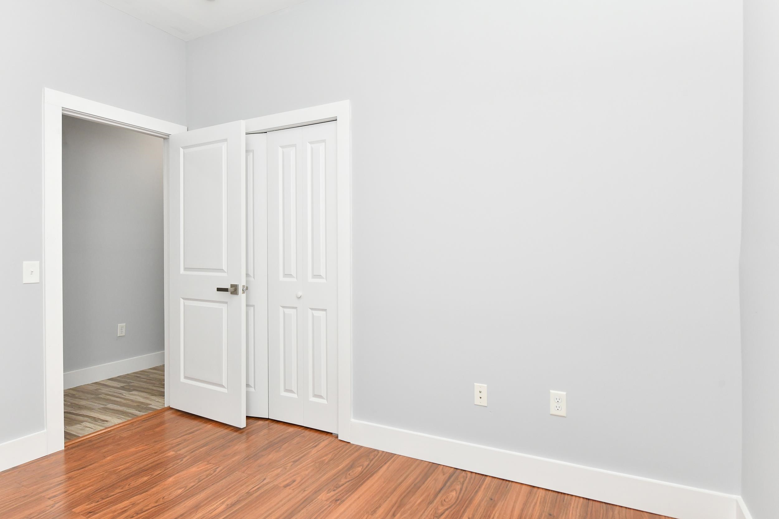 424 WHITON ST Unit: 502
