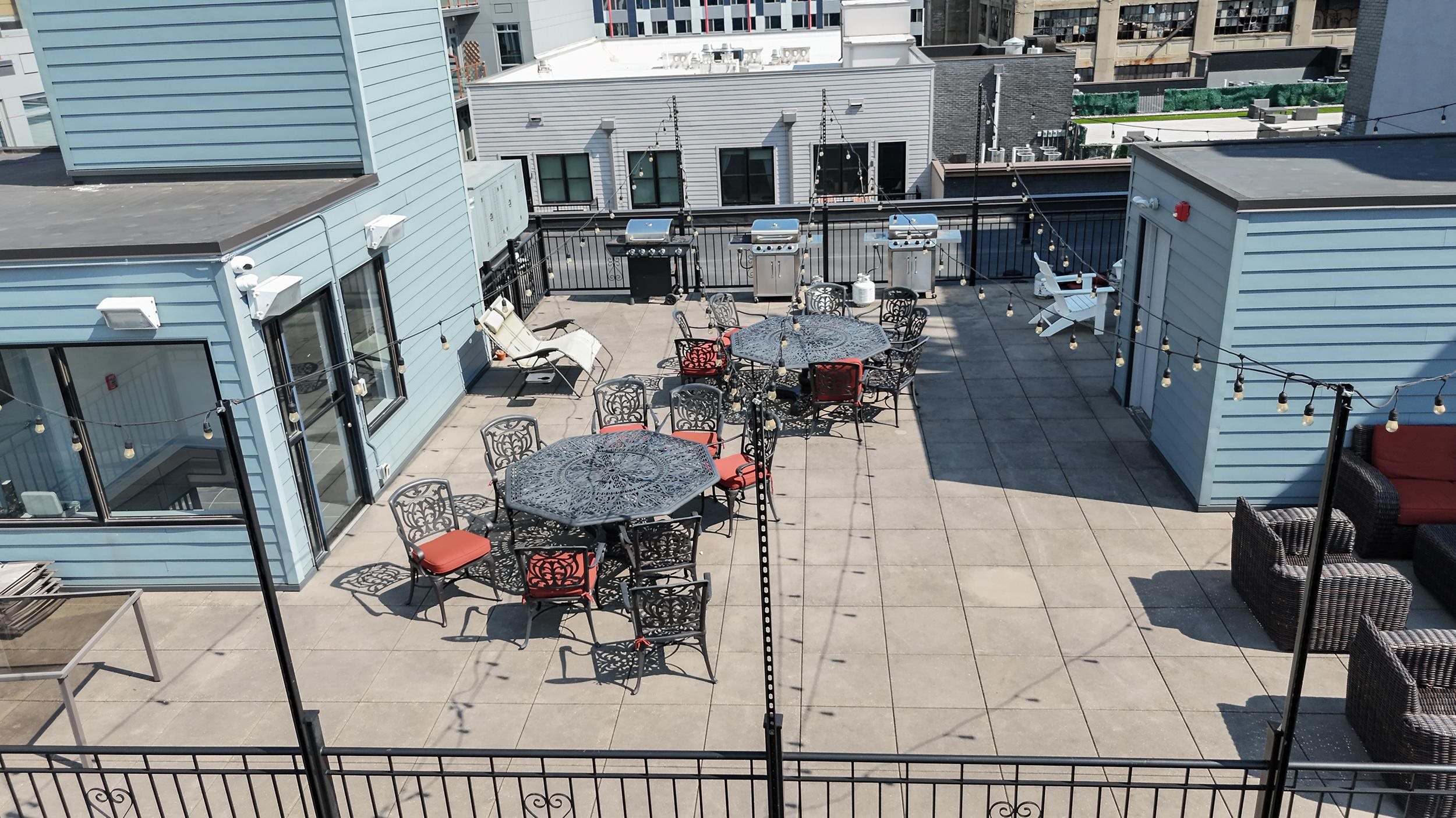 424 WHITON ST Unit: 502
