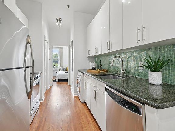 420 MONROE ST Unit: 4L