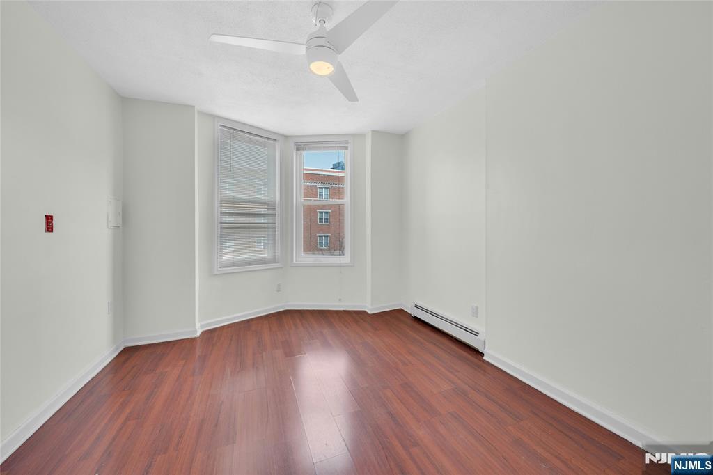 811 Montgomery Street 201