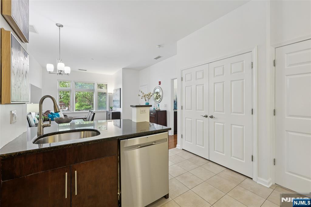 1101 Riverview Avenue 101