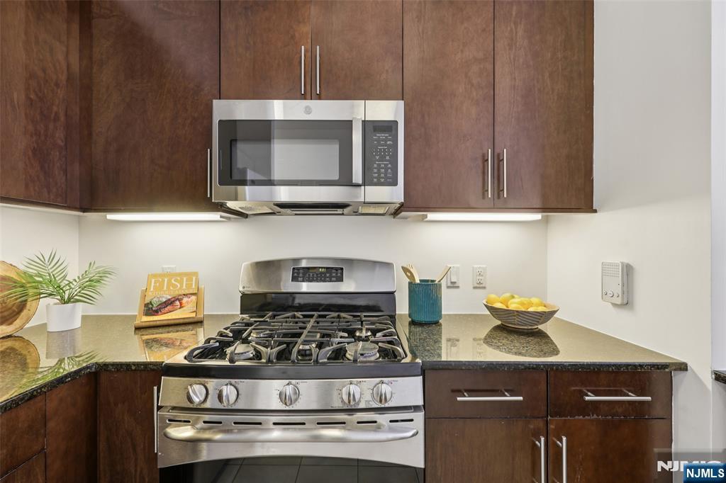 1101 Riverview Avenue 101