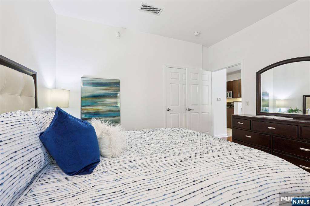 1101 Riverview Avenue 101
