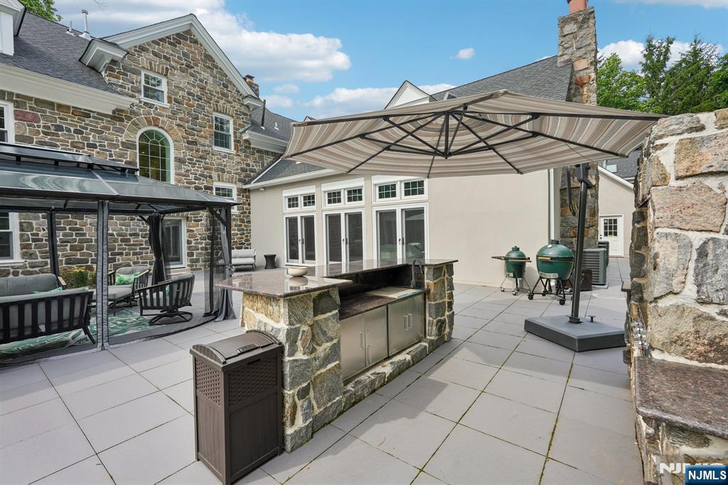 117 Forest Way