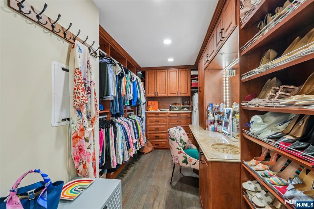 117 Forest Way