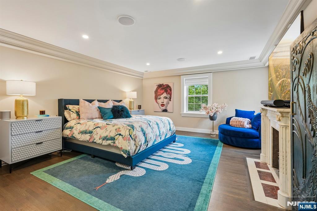 117 Forest Way