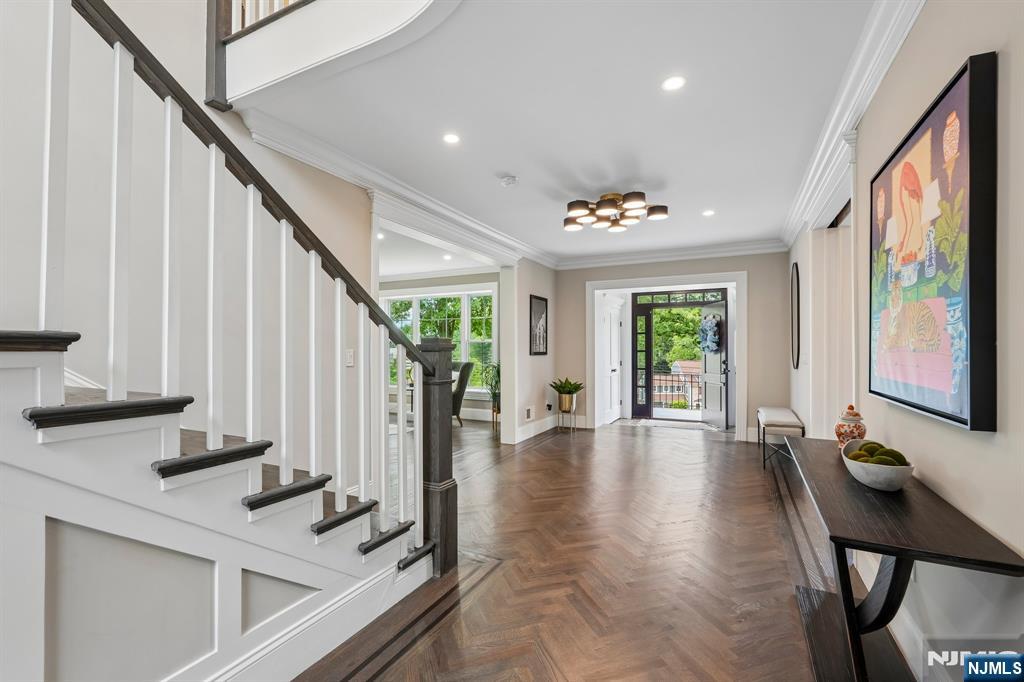 117 Forest Way