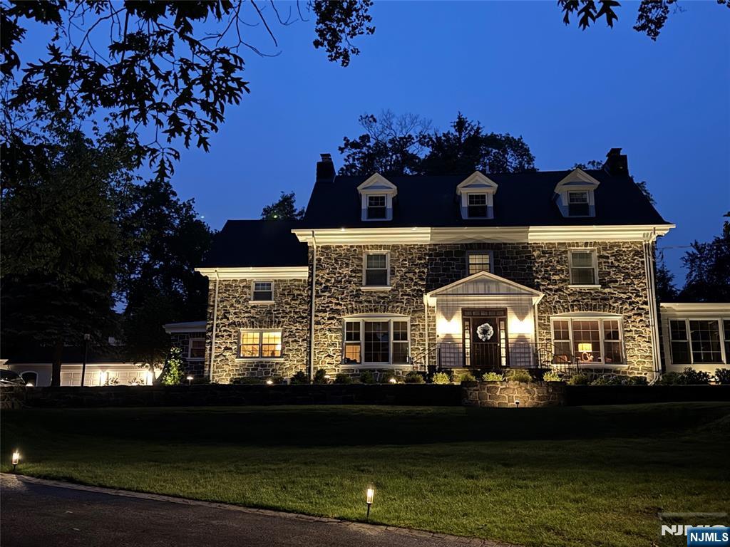 117 Forest Way