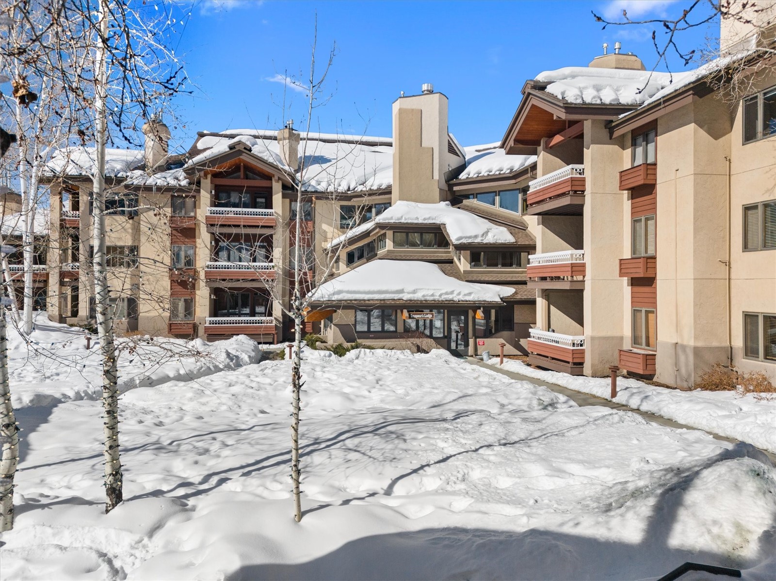 2800 Village DRIVE 1207