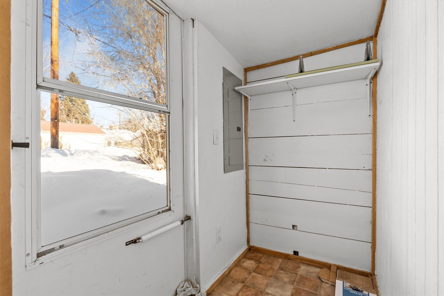 456 E Washington AVENUE