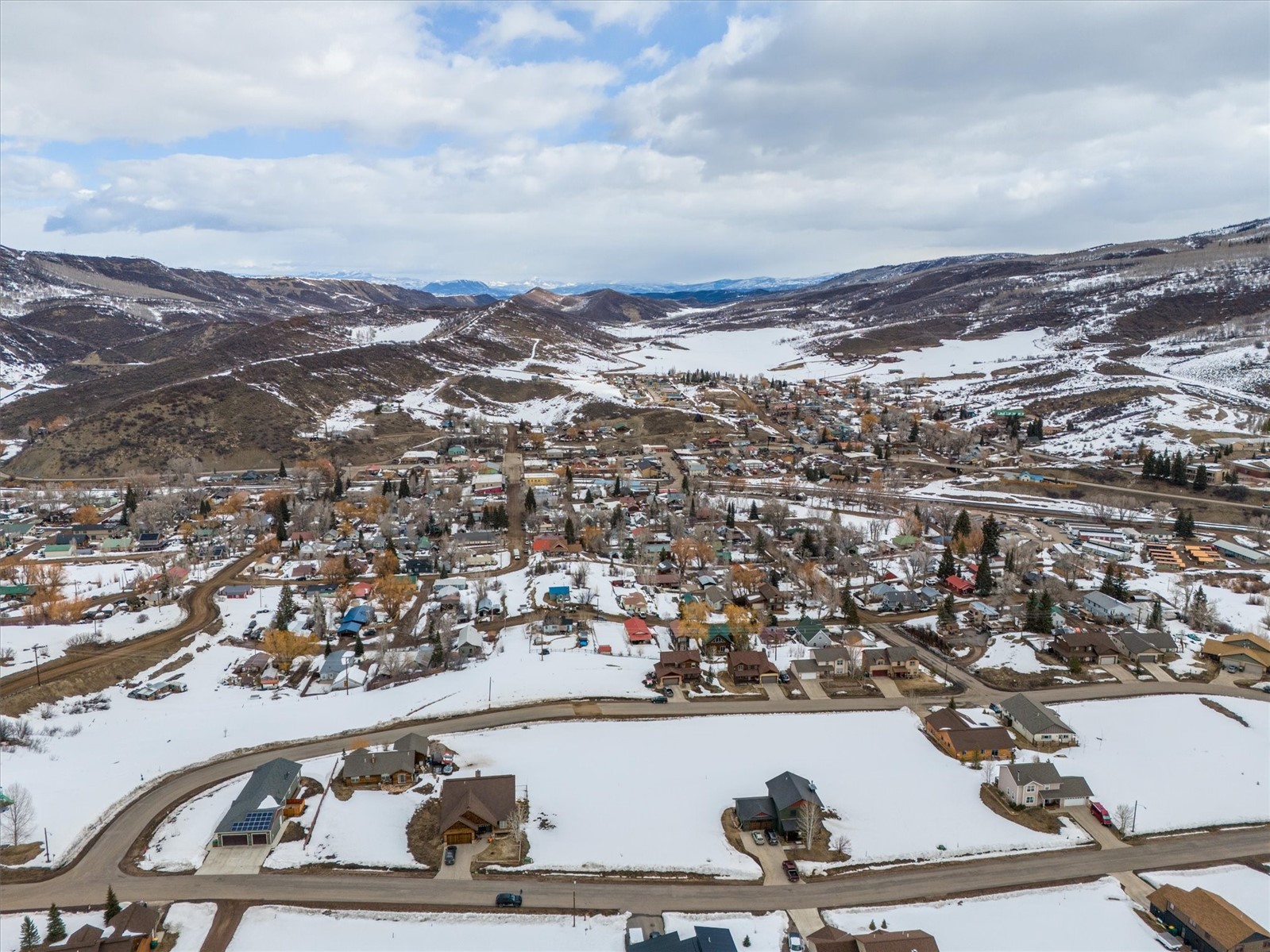 108 Oak Ridge CIRCLE