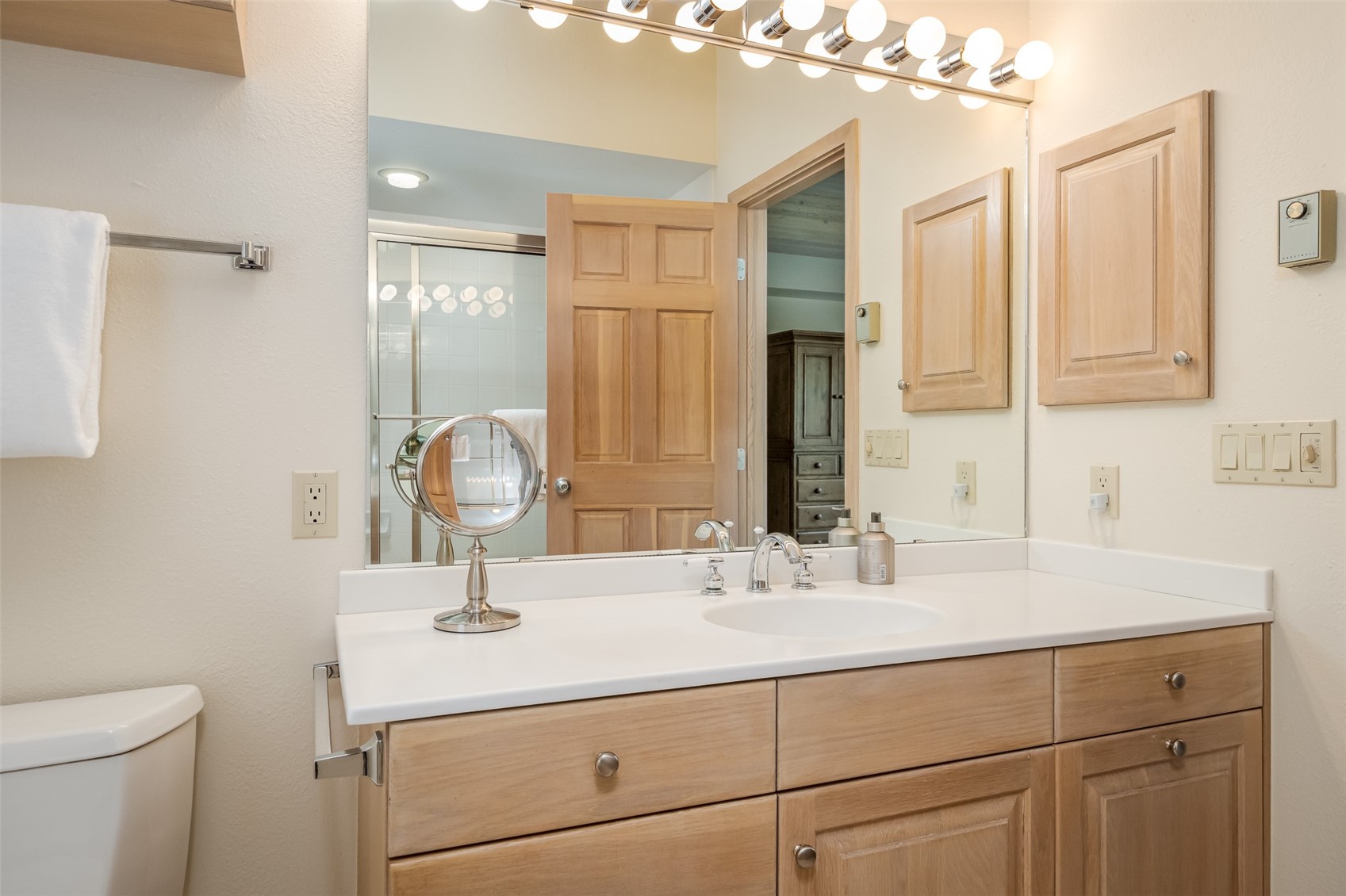 2280 Clubhouse DRIVE