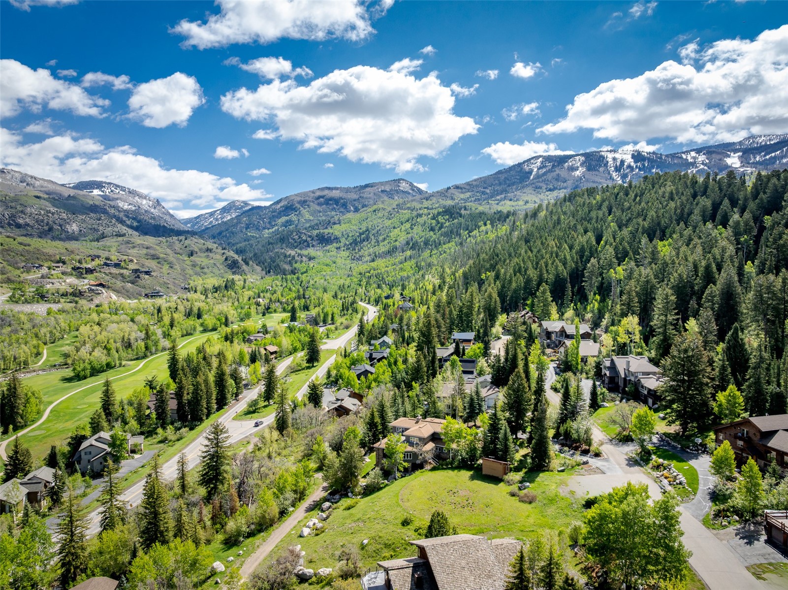 2280 Clubhouse DRIVE