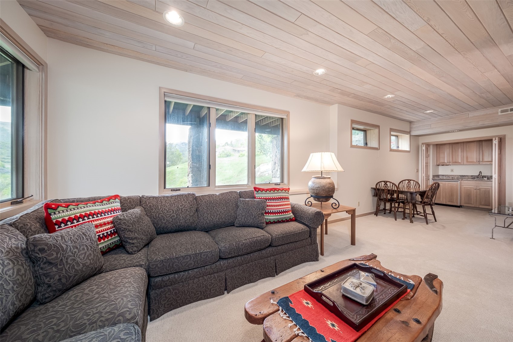 2280 Clubhouse DRIVE