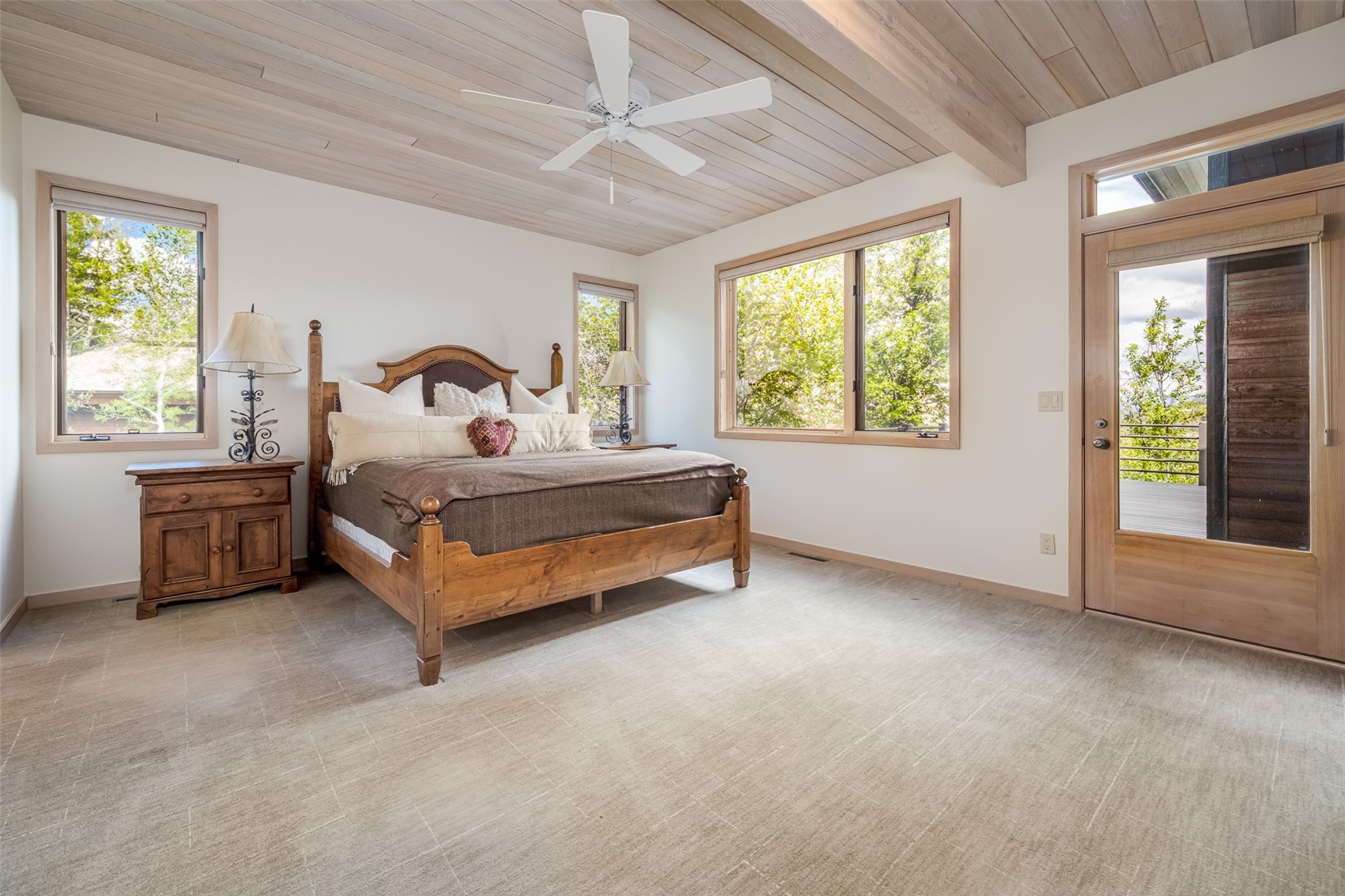 2280 Clubhouse DRIVE