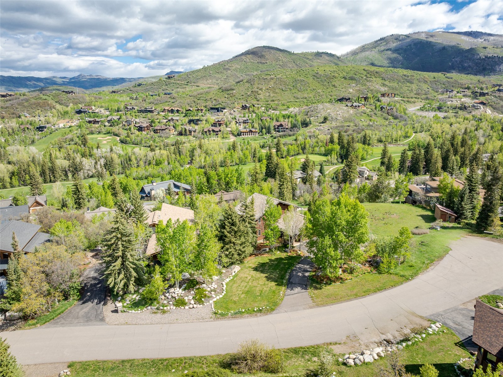 2280 Clubhouse DRIVE