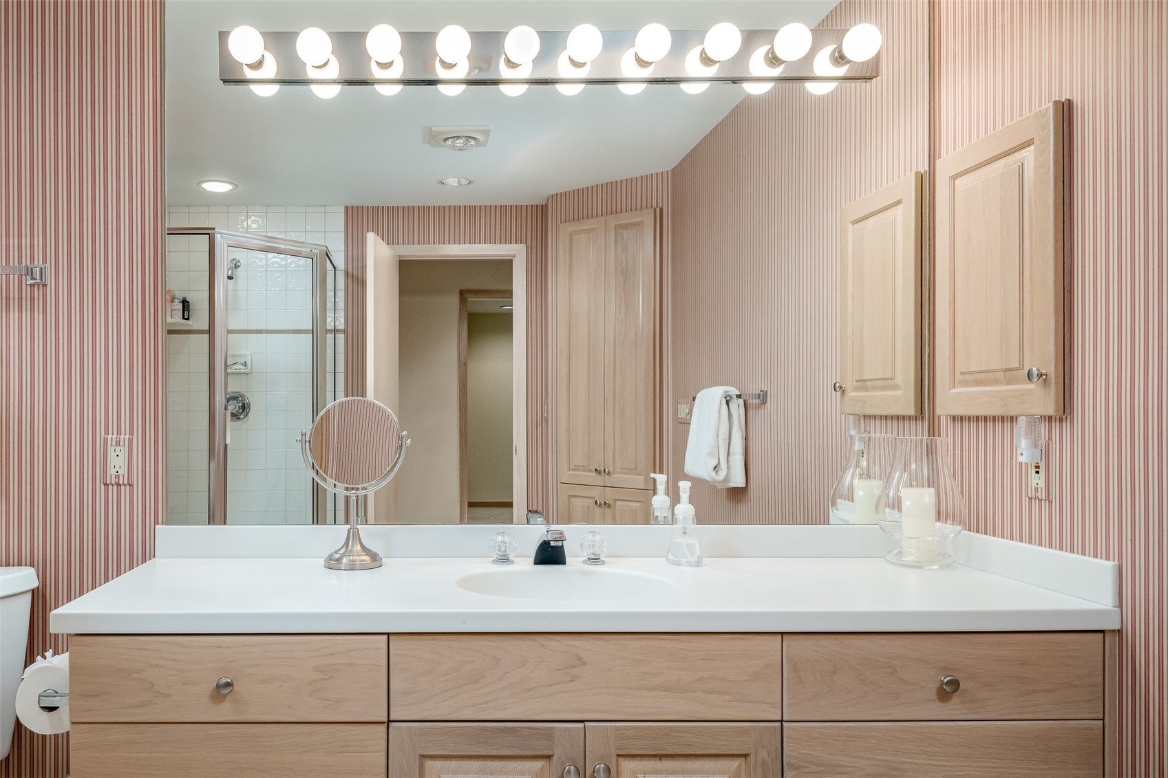 2280 Clubhouse DRIVE