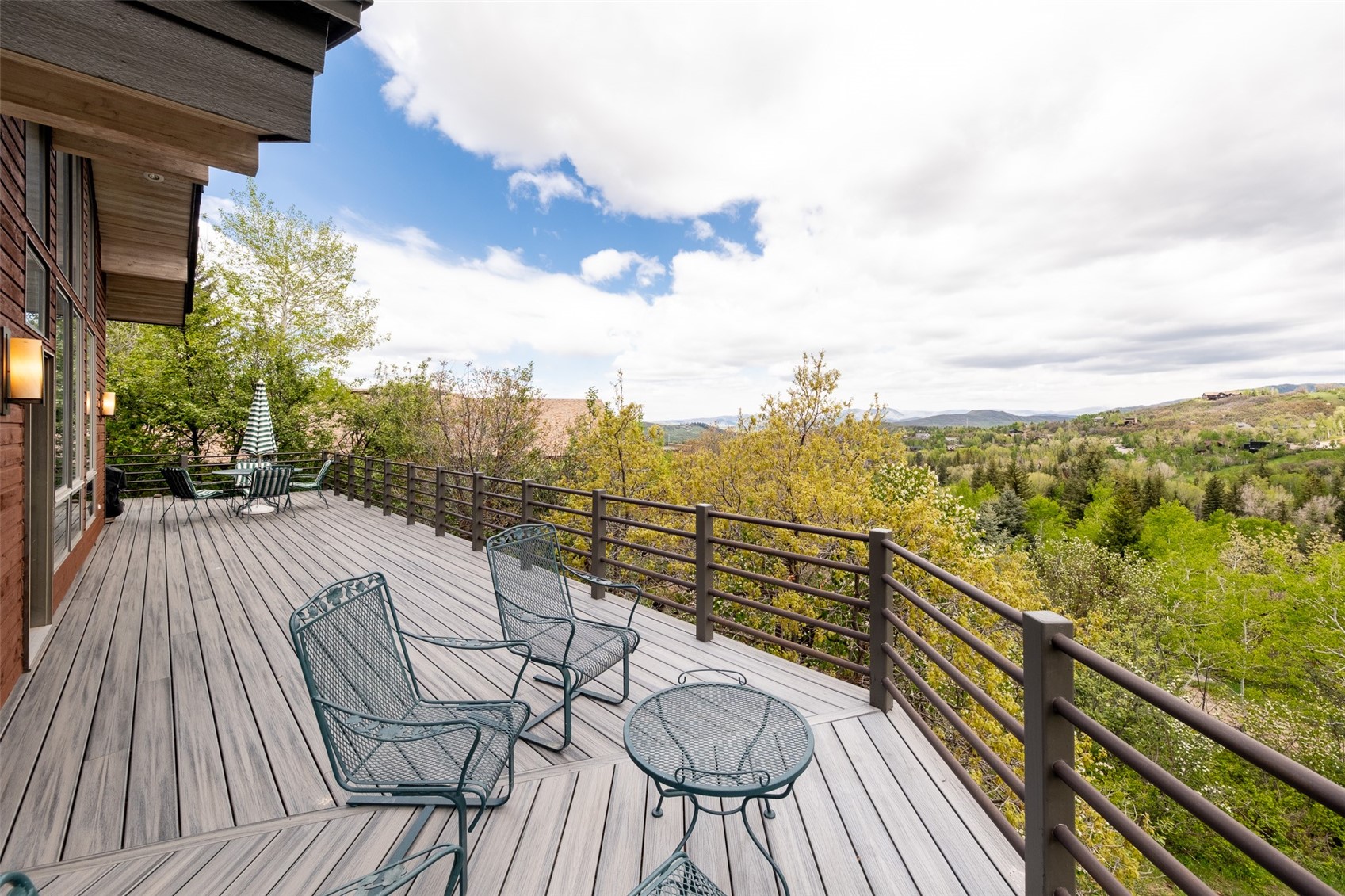 2280 Clubhouse DRIVE